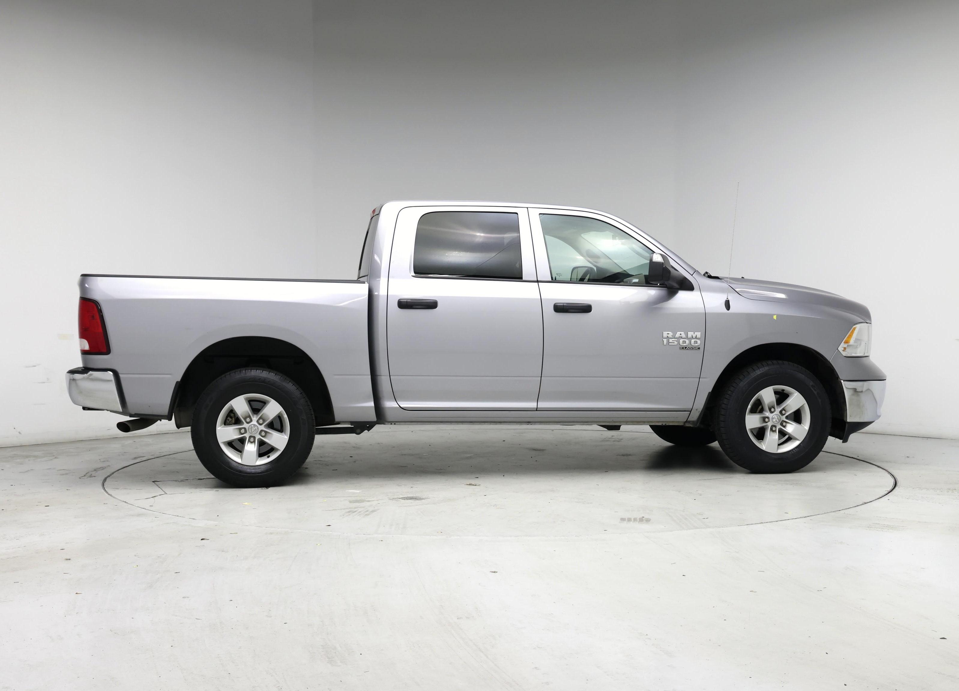 Thumbnail: 2023 RAM 1500 Classic - 7