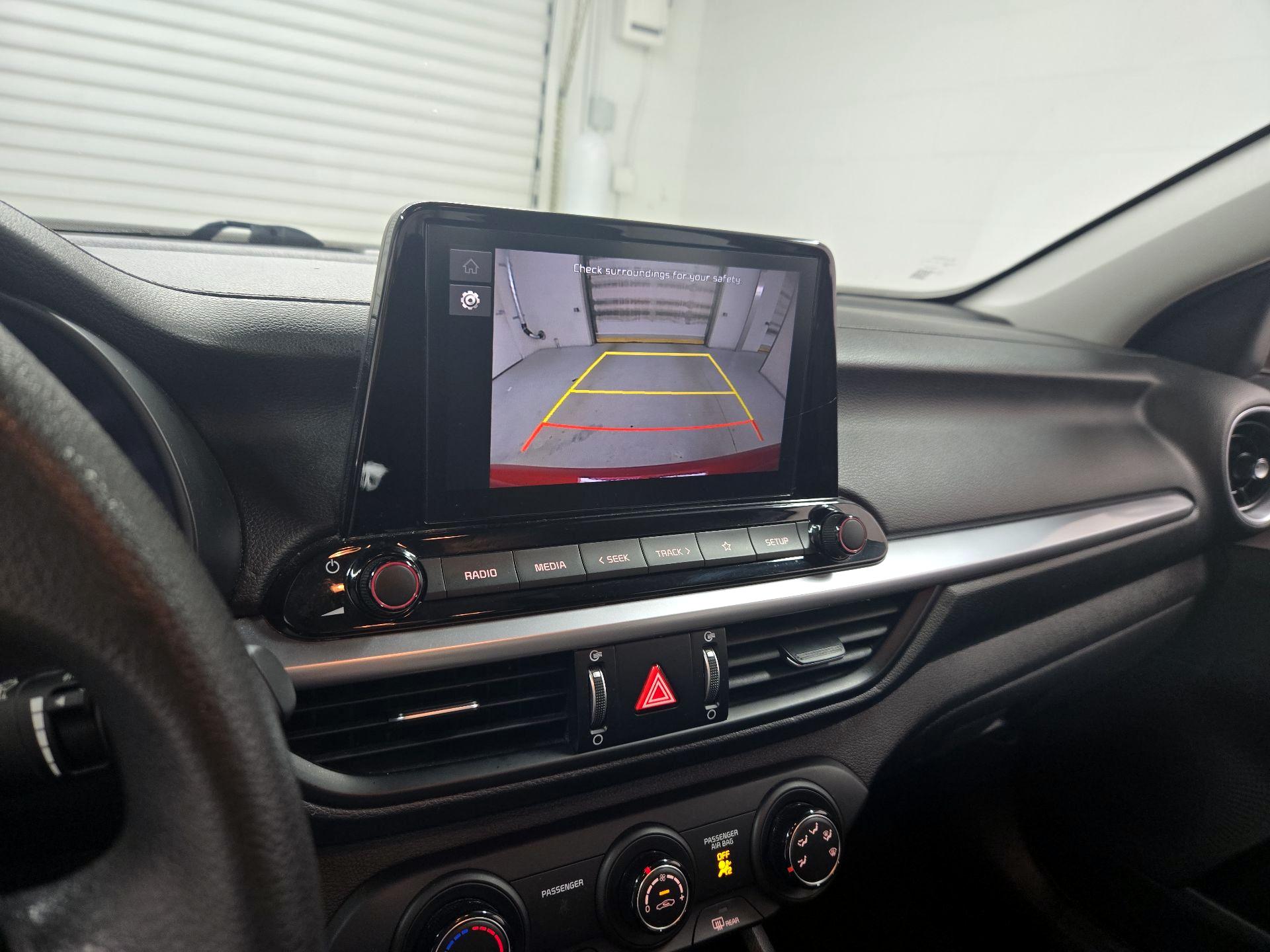 Thumbnail: 2023 Kia Forte - 14