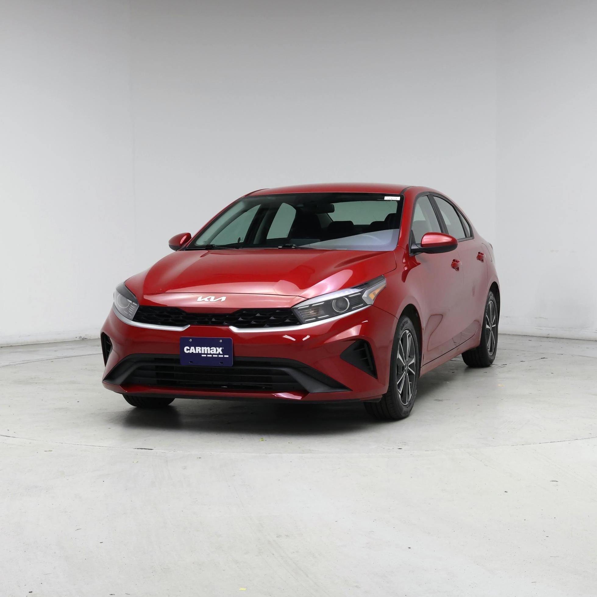 Thumbnail: 2023 Kia Forte - 4