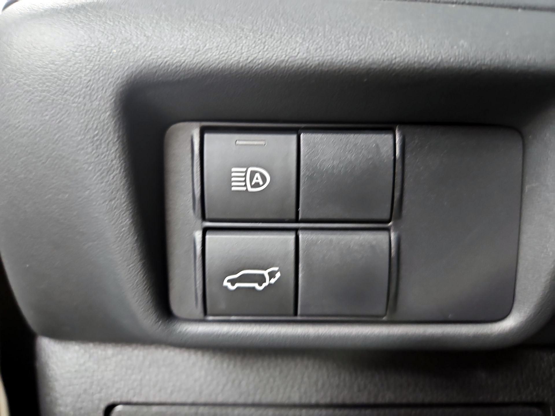 Thumbnail: 2021 Toyota Highlander - 13