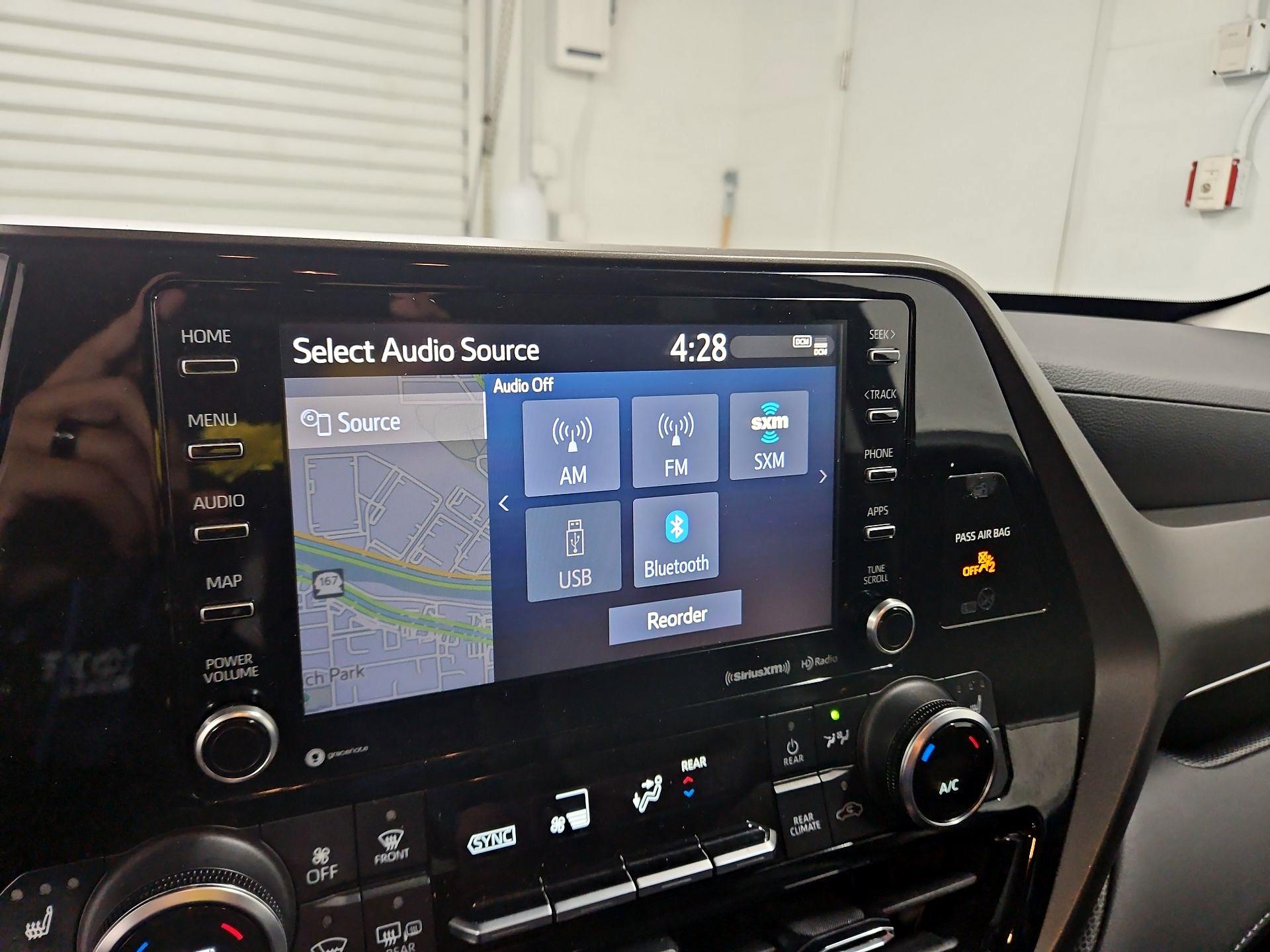 Thumbnail: 2021 Toyota Highlander - 16