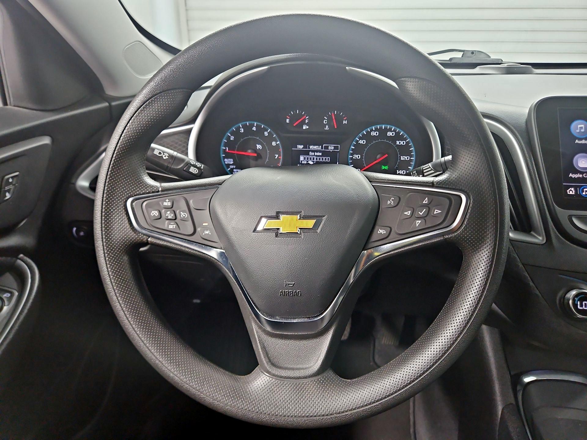 Thumbnail: 2023 Chevrolet Malibu - 10