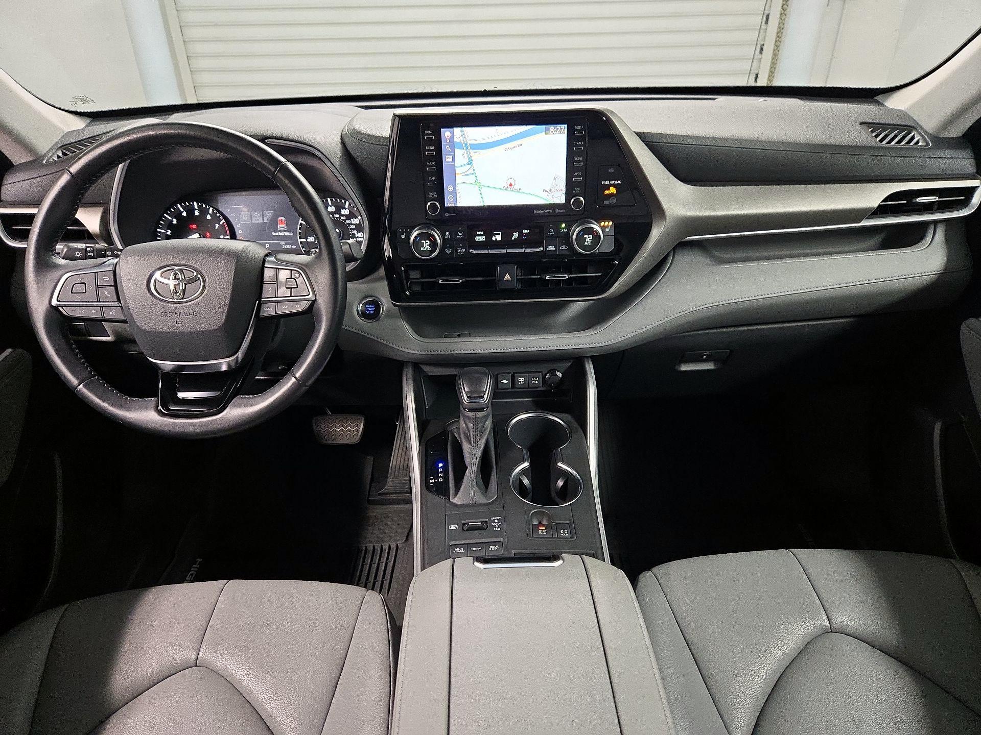 Thumbnail: 2020 Toyota Highlander - 9