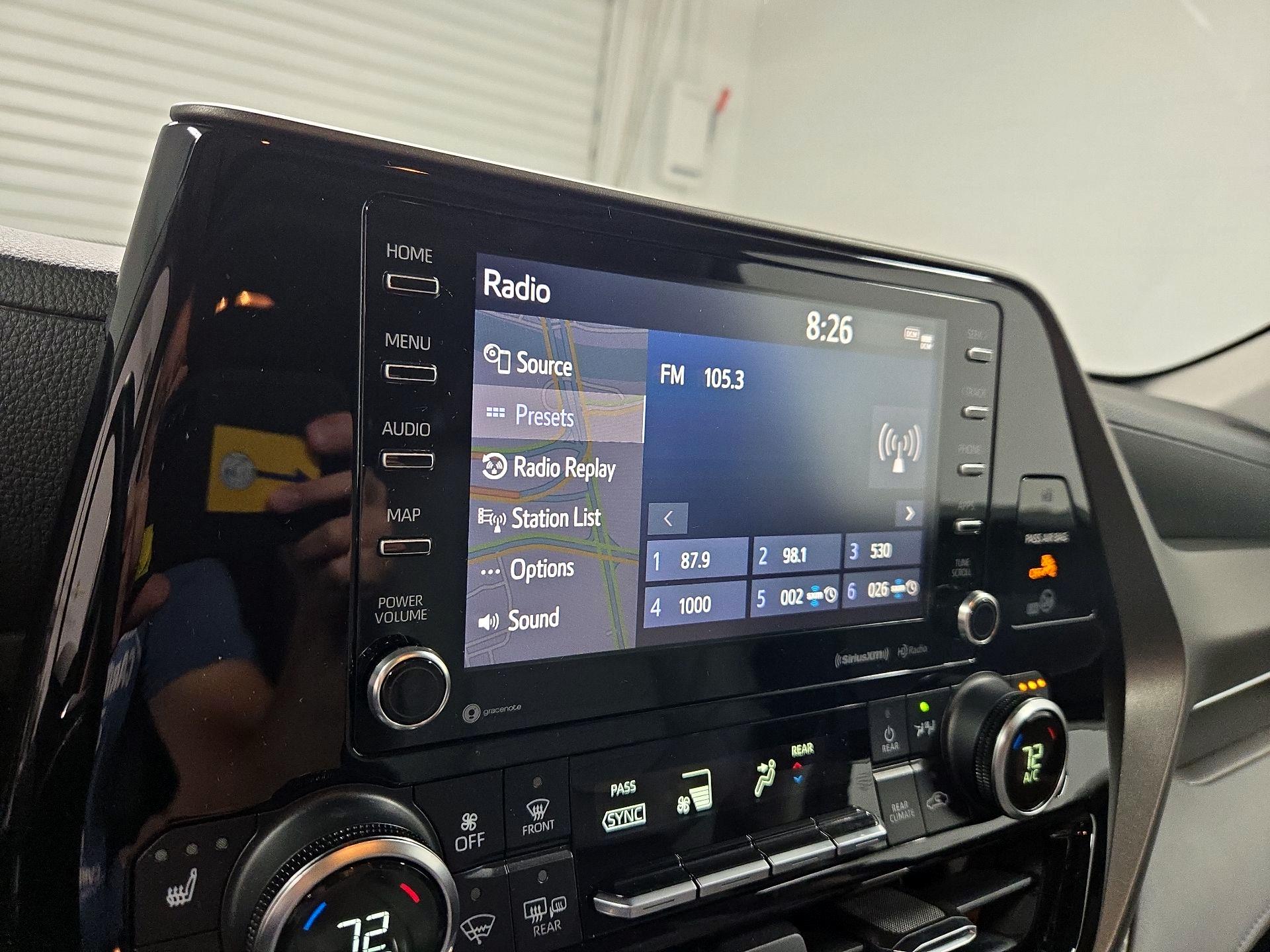Thumbnail: 2020 Toyota Highlander - 16