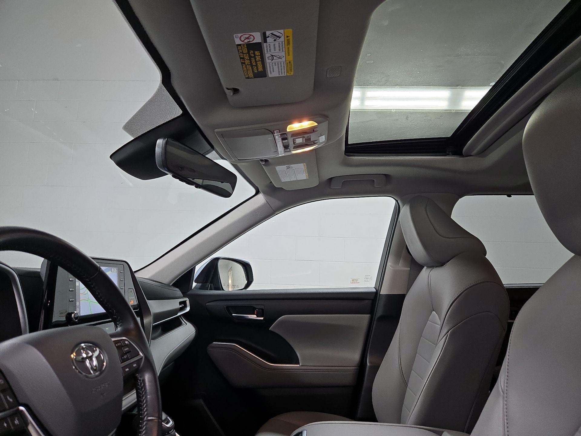 Thumbnail: 2020 Toyota Highlander - 20