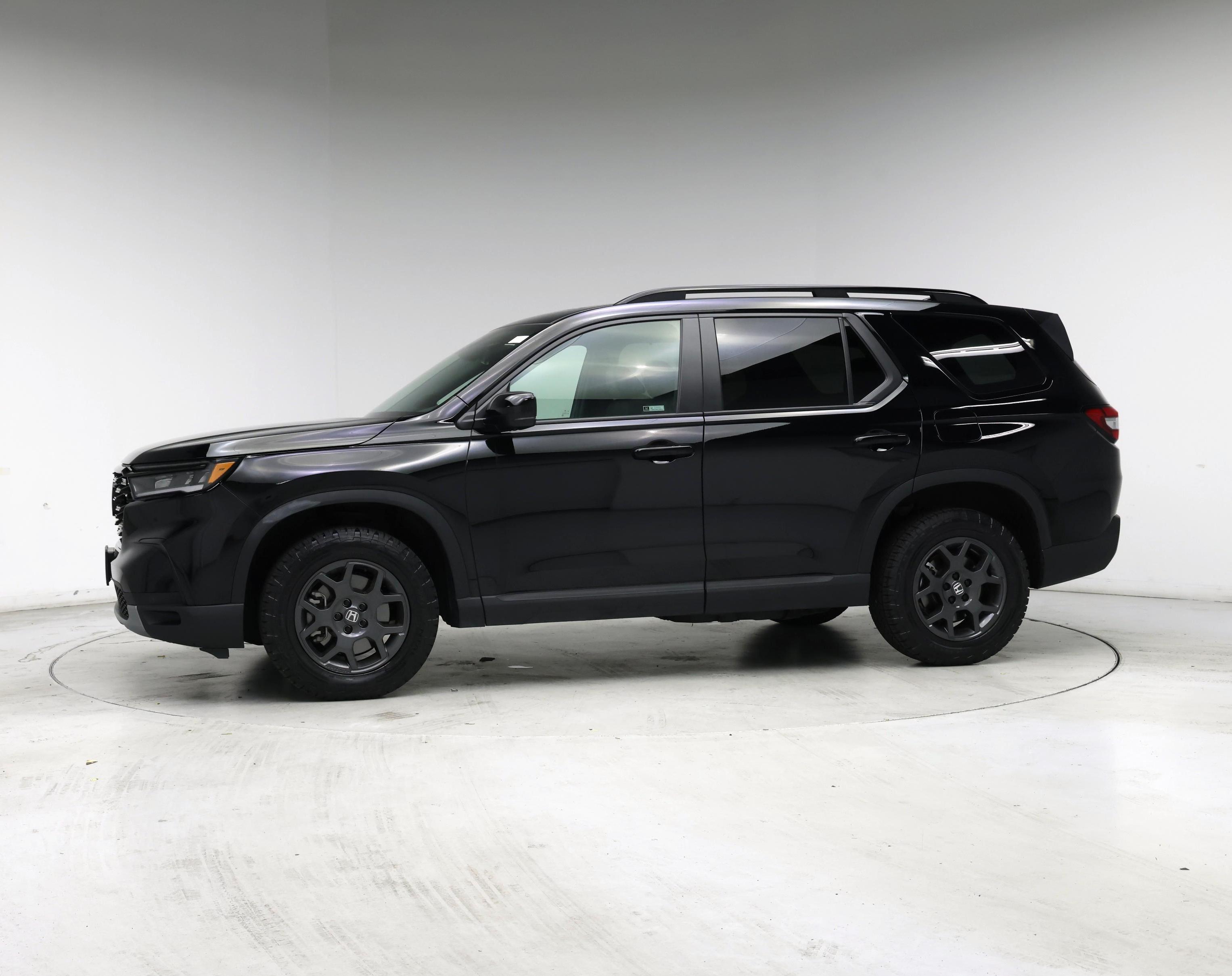 Thumbnail: 2024 Honda Pilot - 3