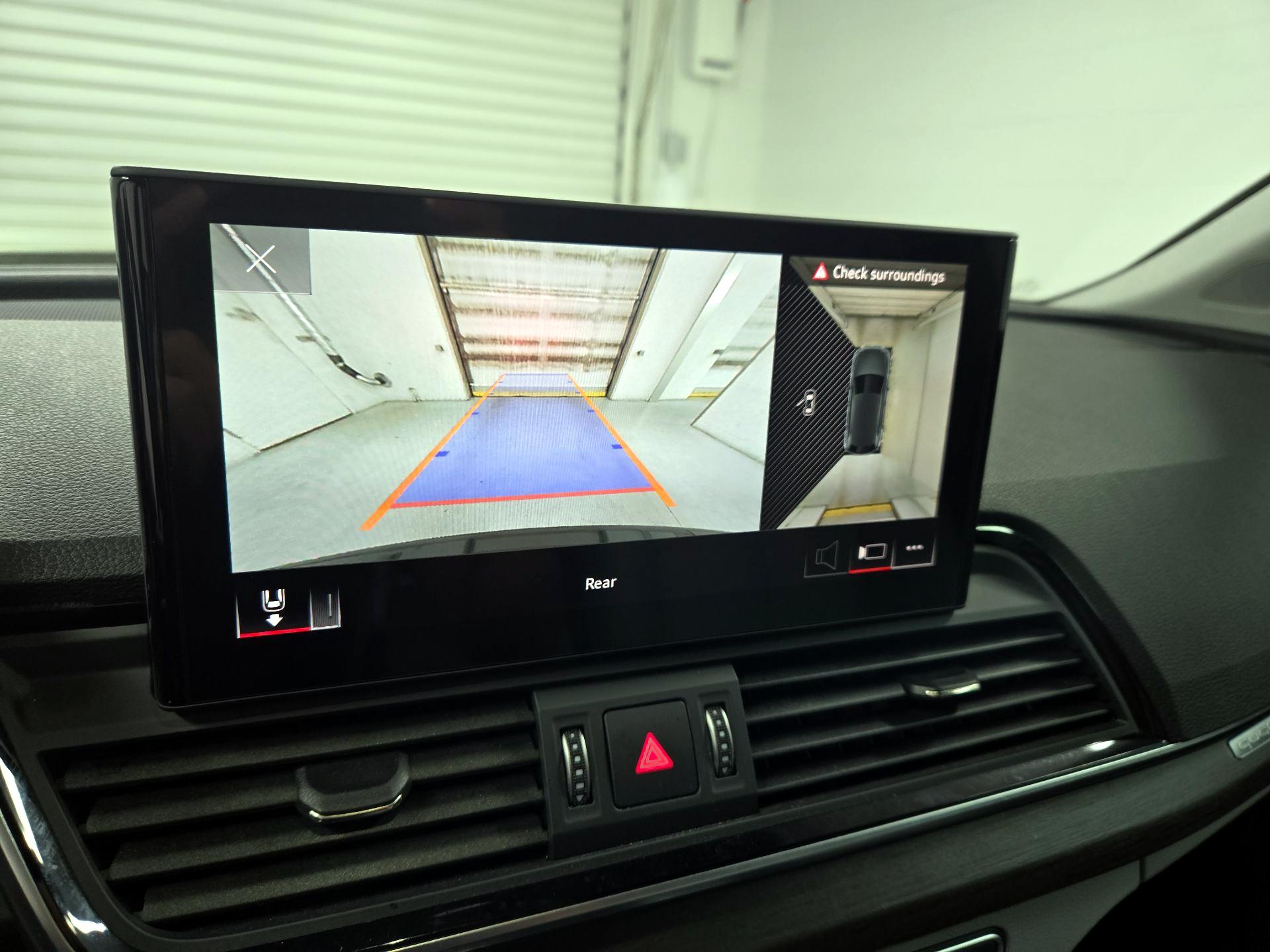 Thumbnail: 2021 Audi Q5 - 15