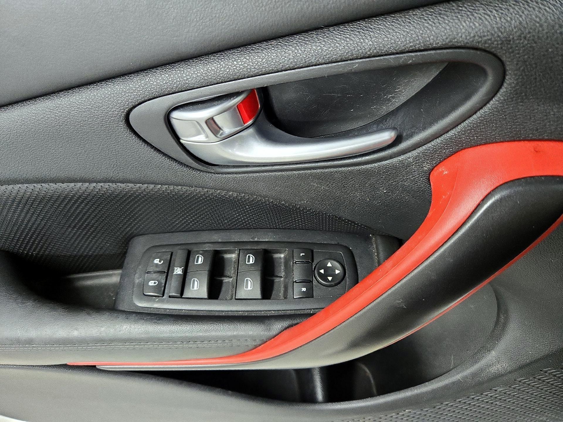 Thumbnail: 2016 Dodge Dart - 12