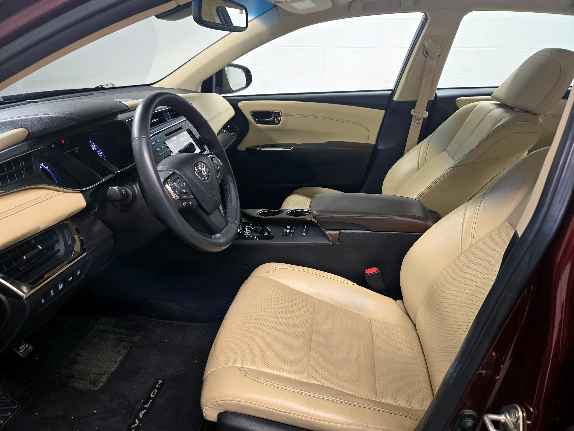 Thumbnail: 2016 Toyota Avalon - 11
