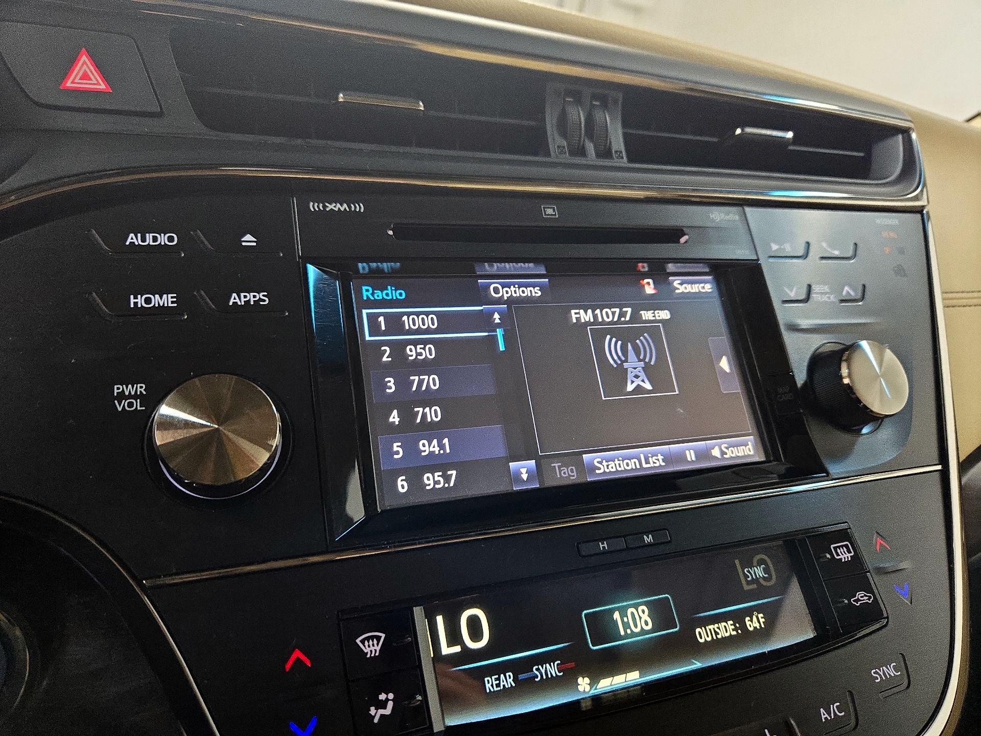 Thumbnail: 2016 Toyota Avalon - 15