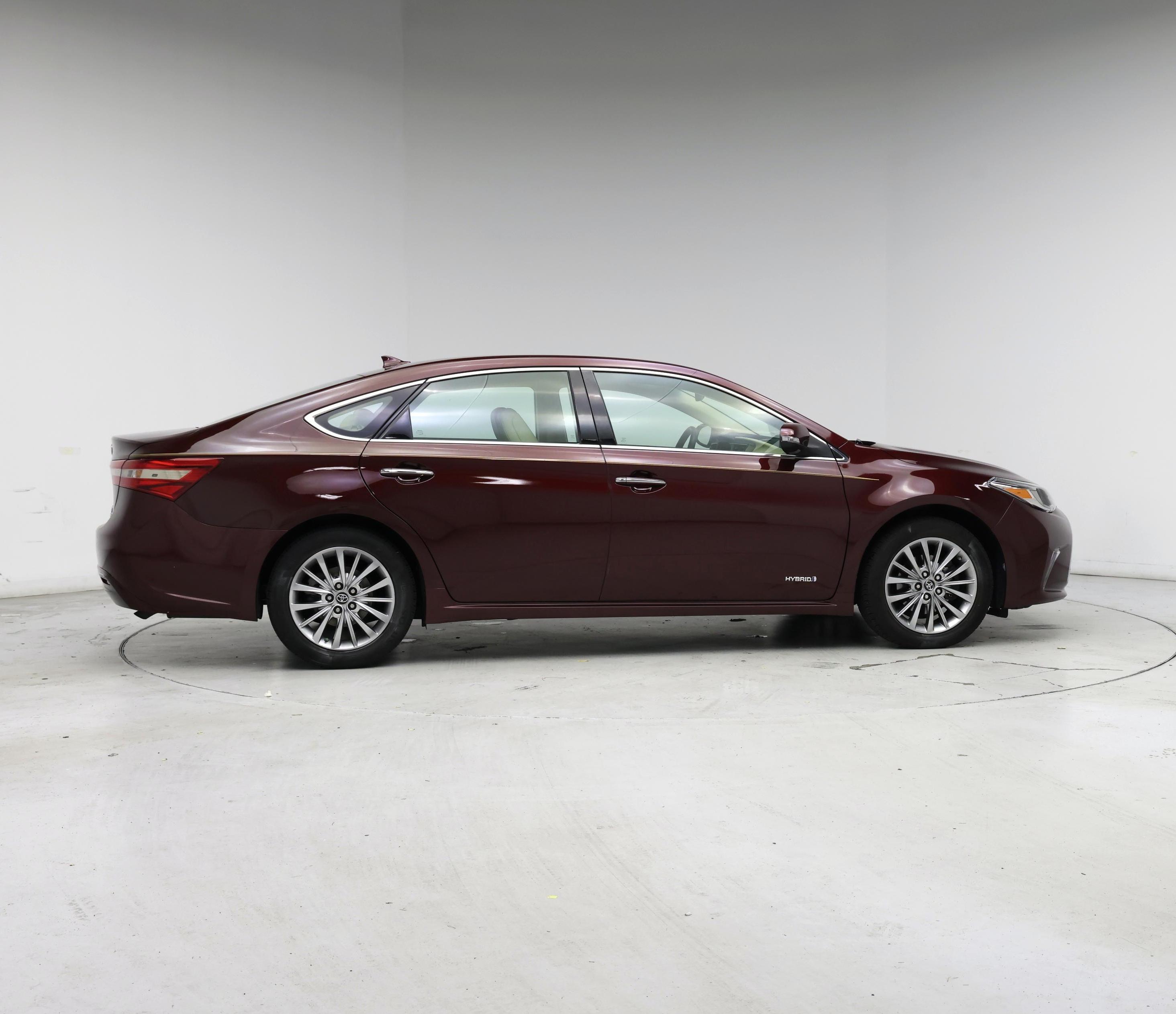Thumbnail: 2016 Toyota Avalon - 7
