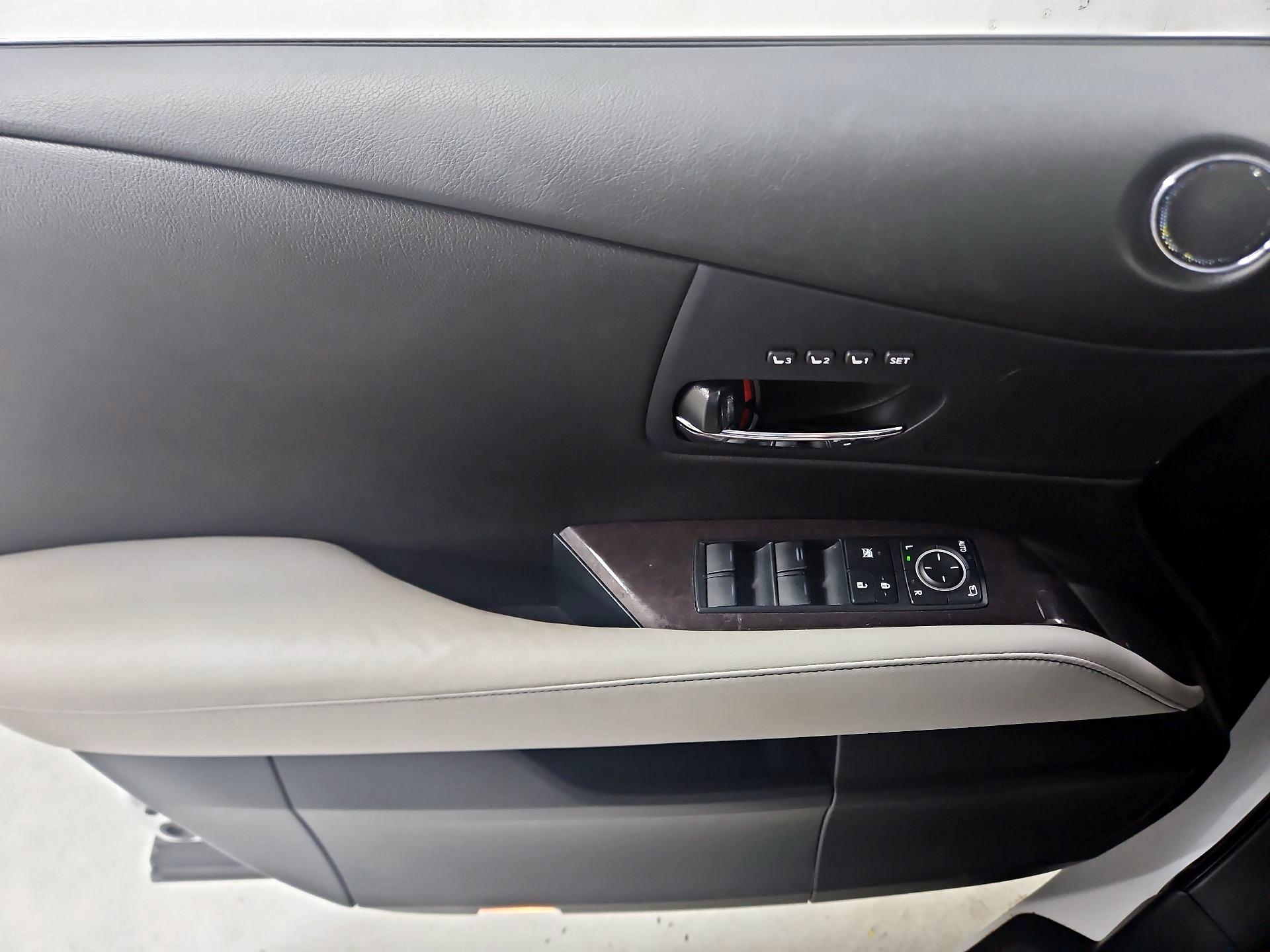 Thumbnail: 2015 Lexus RX - 12