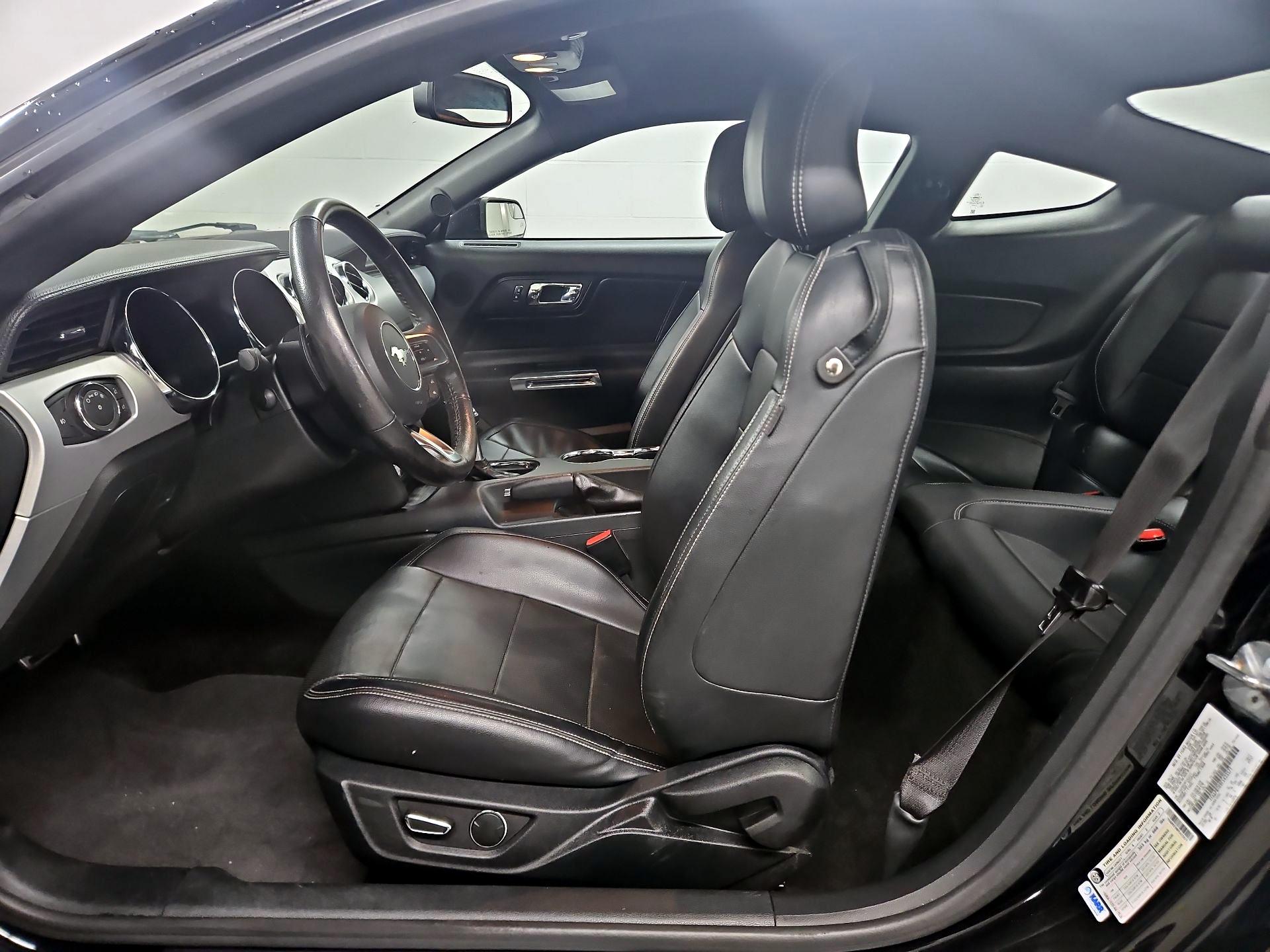 Thumbnail: 2015 Ford Mustang - 11