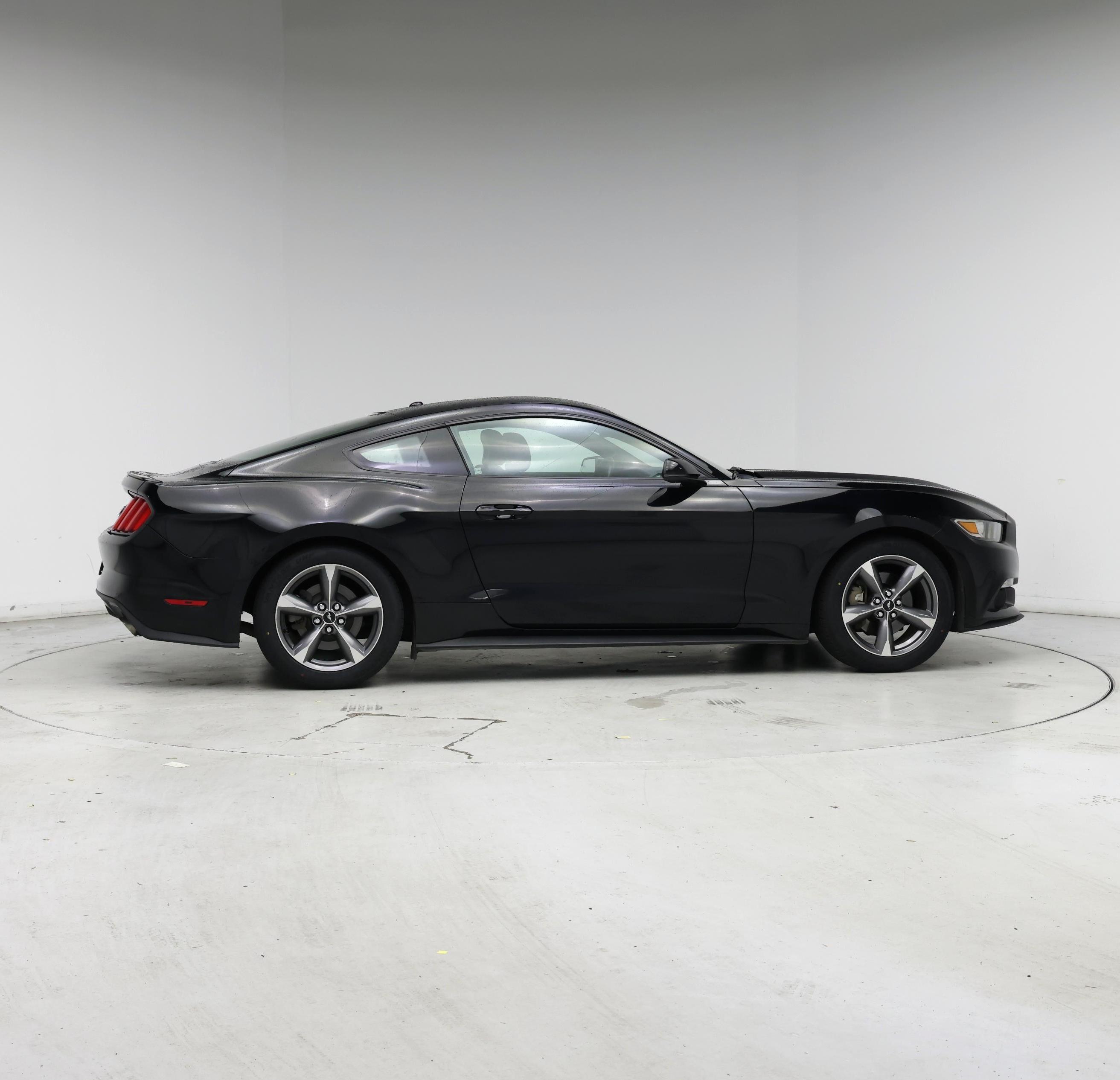 Thumbnail: 2015 Ford Mustang - 7