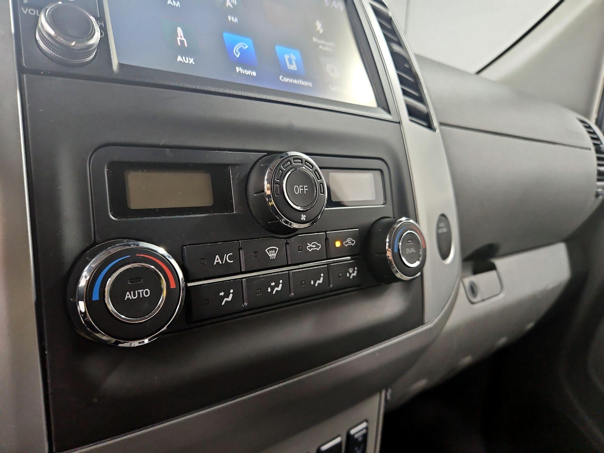 Thumbnail: 2021 Nissan Frontier - 16