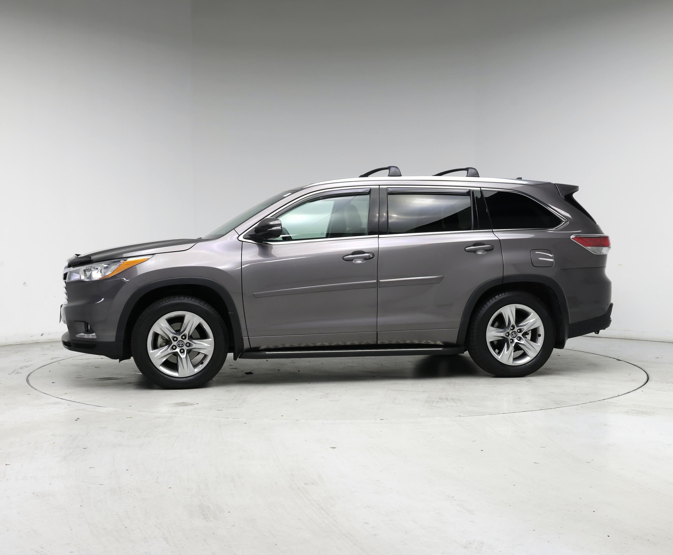 Thumbnail: 2016 Toyota Highlander - 3