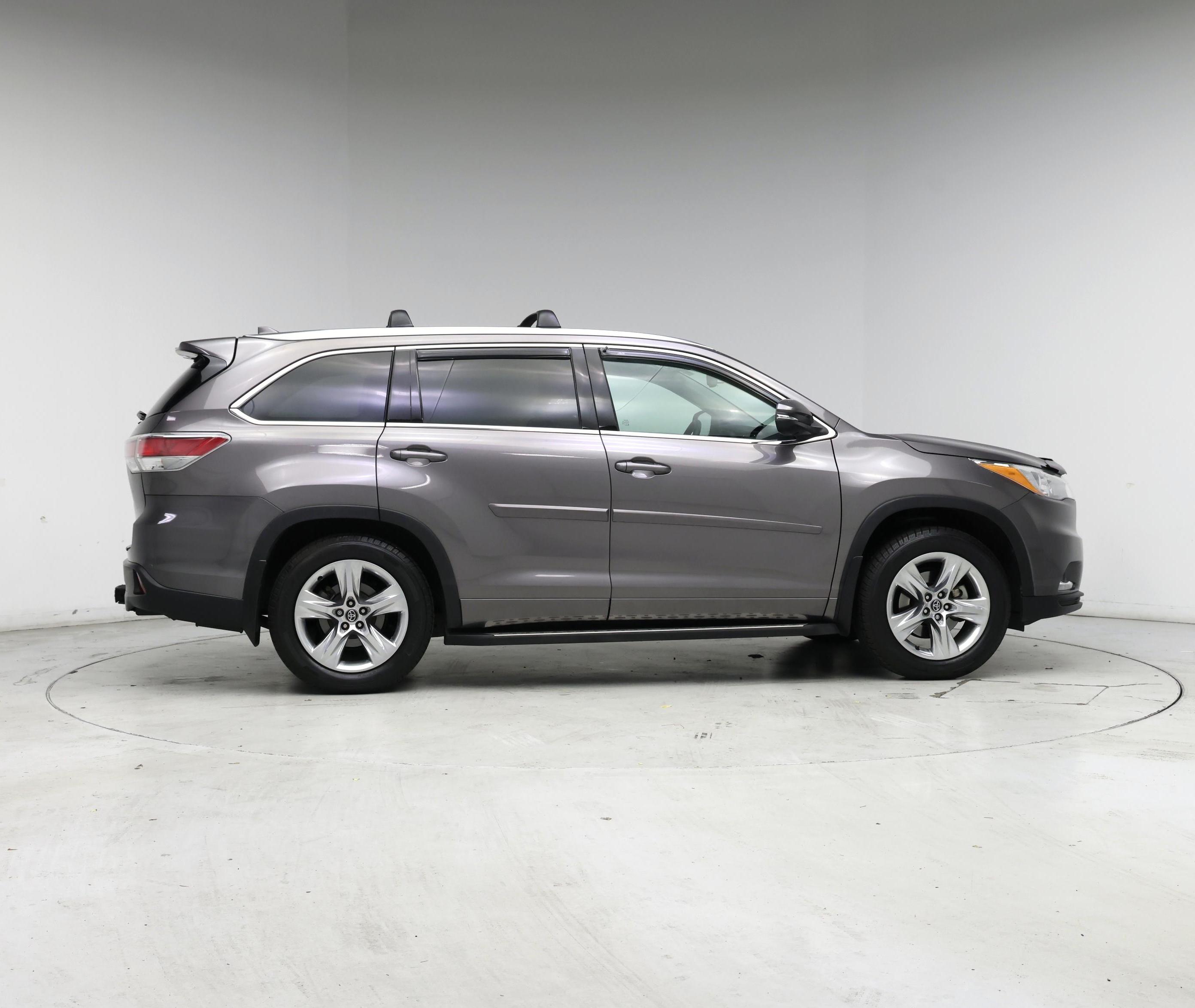 Thumbnail: 2016 Toyota Highlander - 7