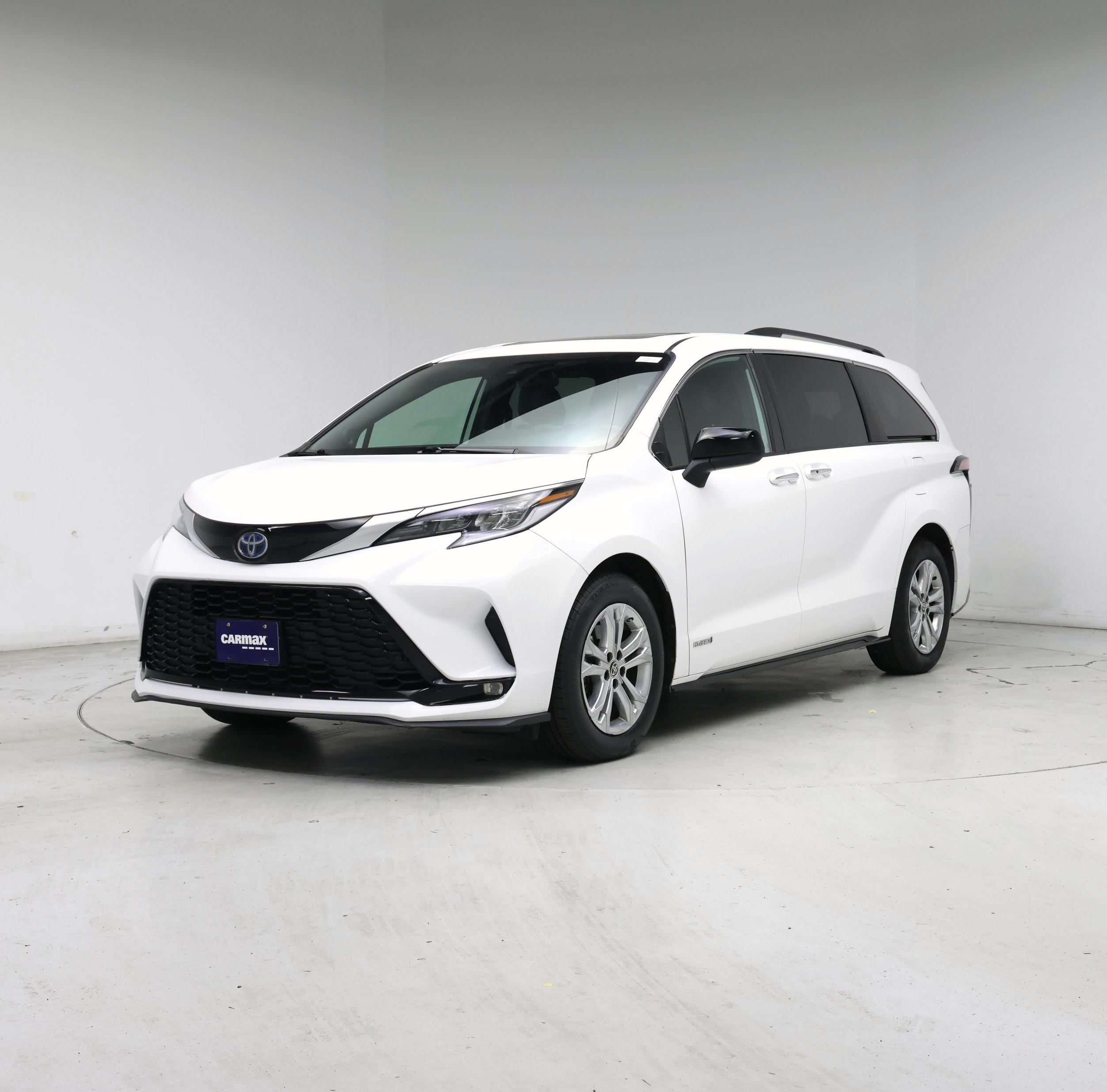 Thumbnail: 2021 Toyota Sienna - 4