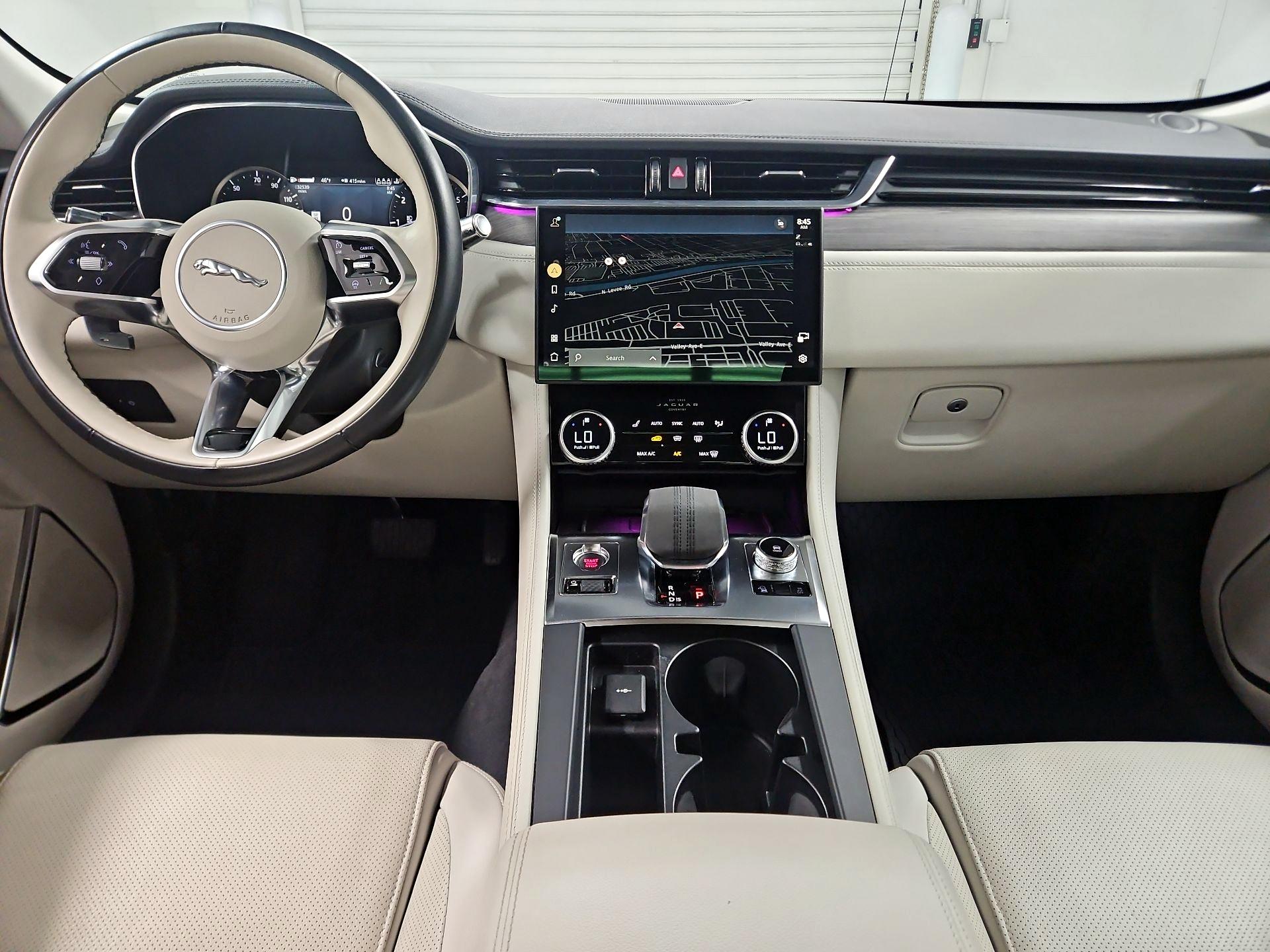 Thumbnail: 2022 Jaguar F-Pace - 9