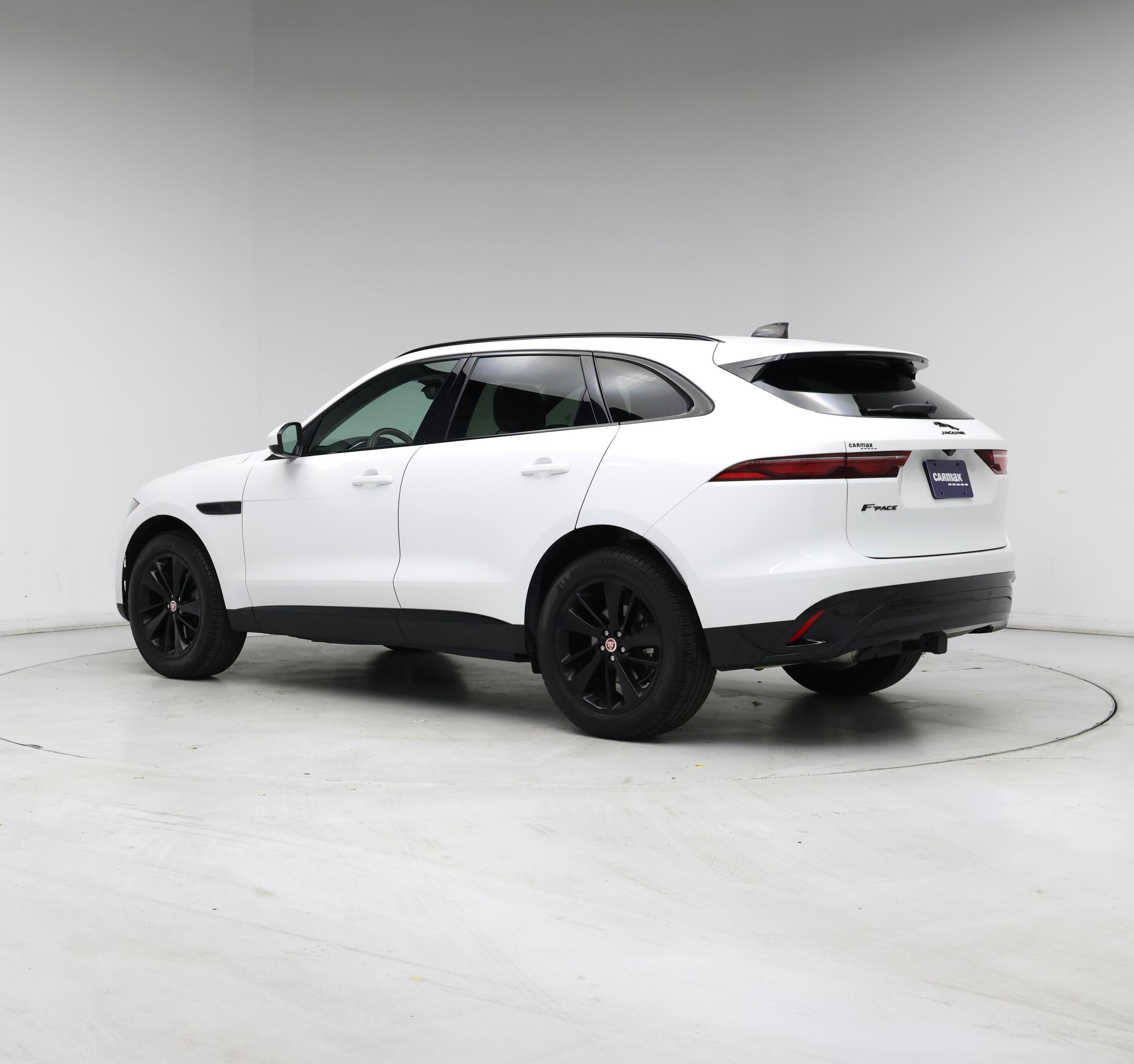Thumbnail: 2022 Jaguar F-Pace - 2