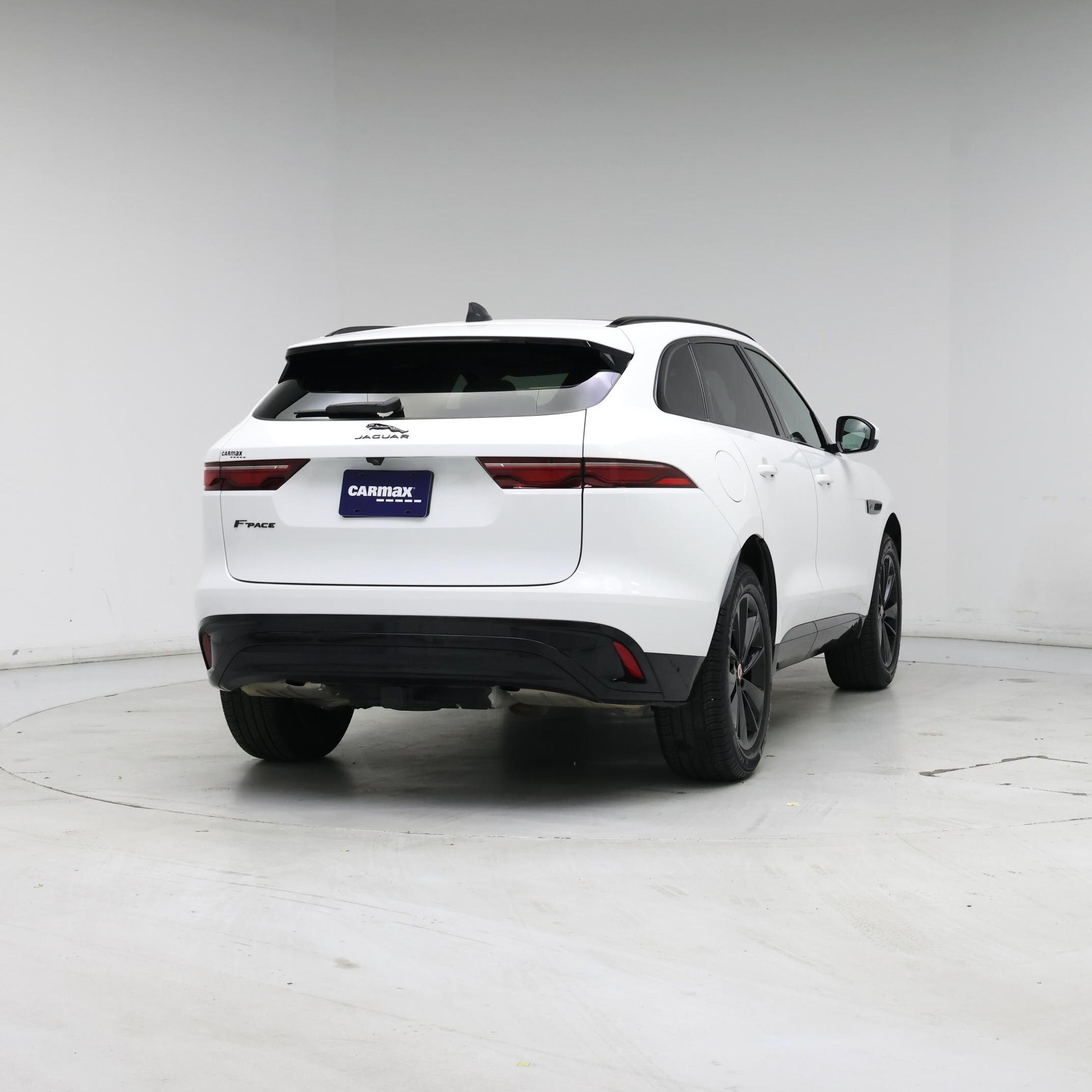 Thumbnail: 2022 Jaguar F-Pace - 8