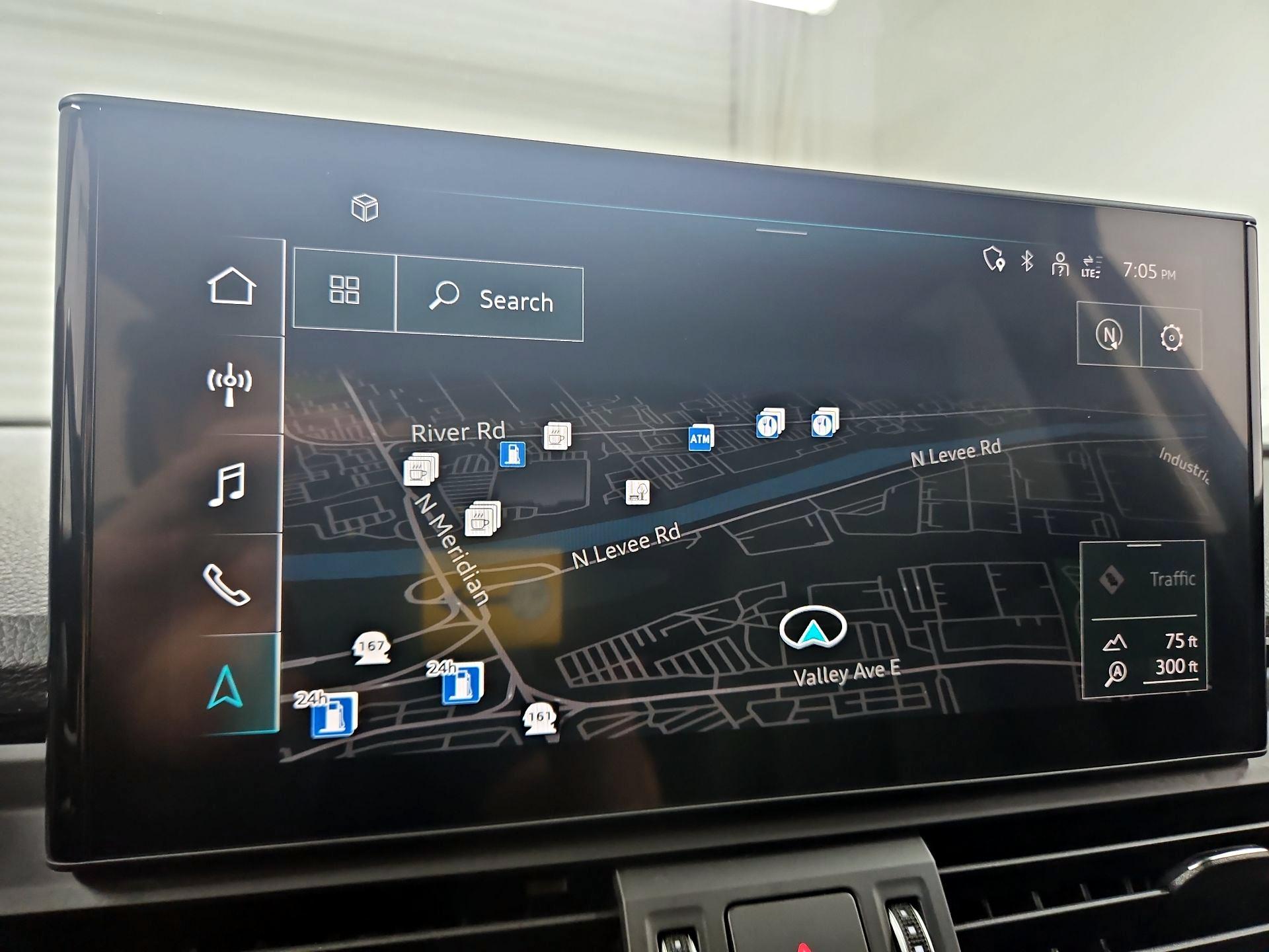 Thumbnail: 2022 Audi Q5 - 14