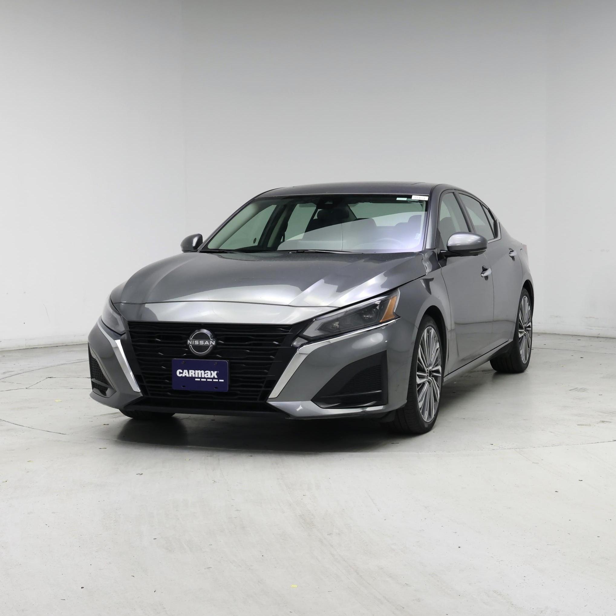 Thumbnail: 2023 Nissan Altima - 4