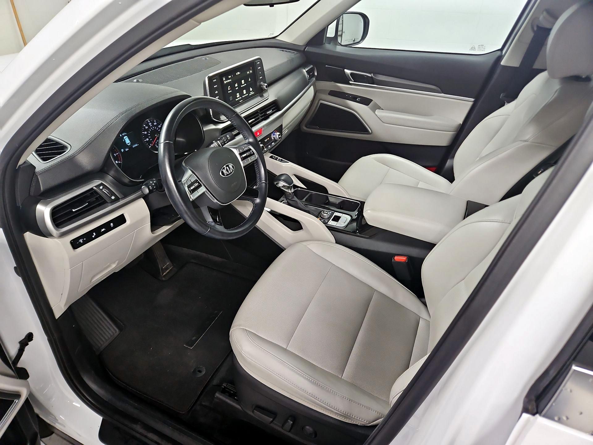 Thumbnail: 2020 Kia Telluride - 11
