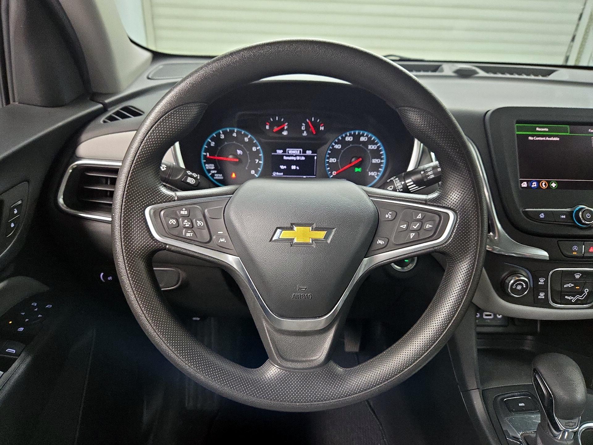 Thumbnail: 2022 Chevrolet Equinox - 10