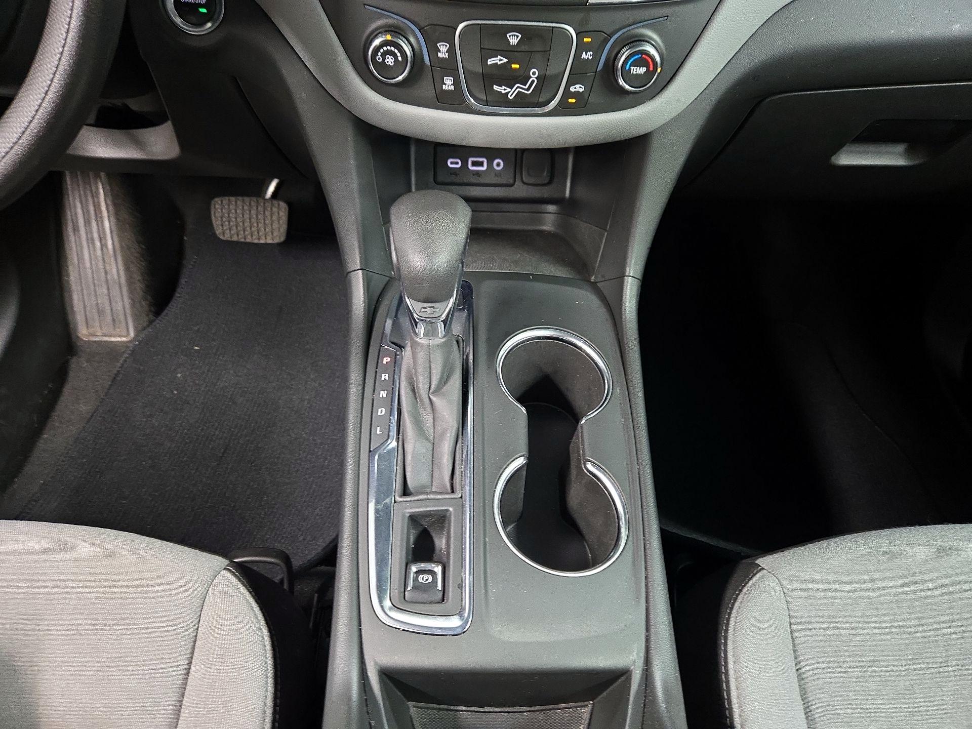 Thumbnail: 2022 Chevrolet Equinox - 17