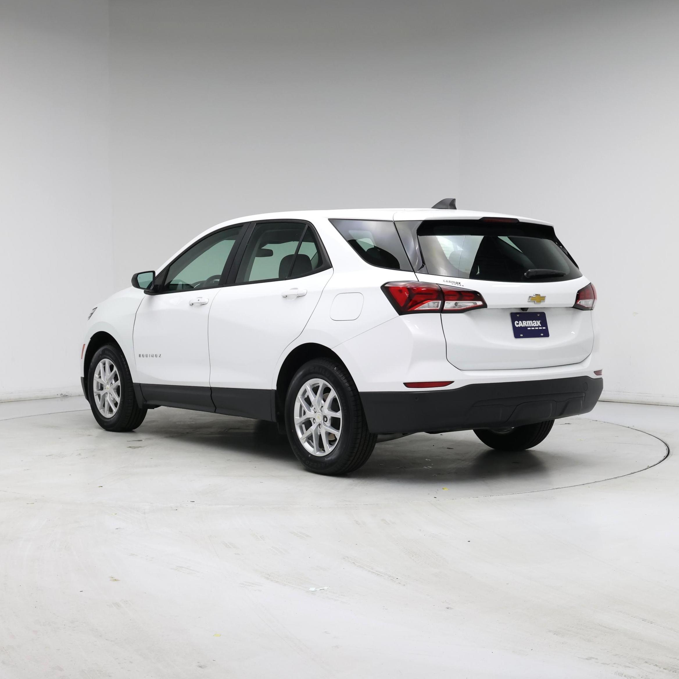 Thumbnail: 2022 Chevrolet Equinox - 2