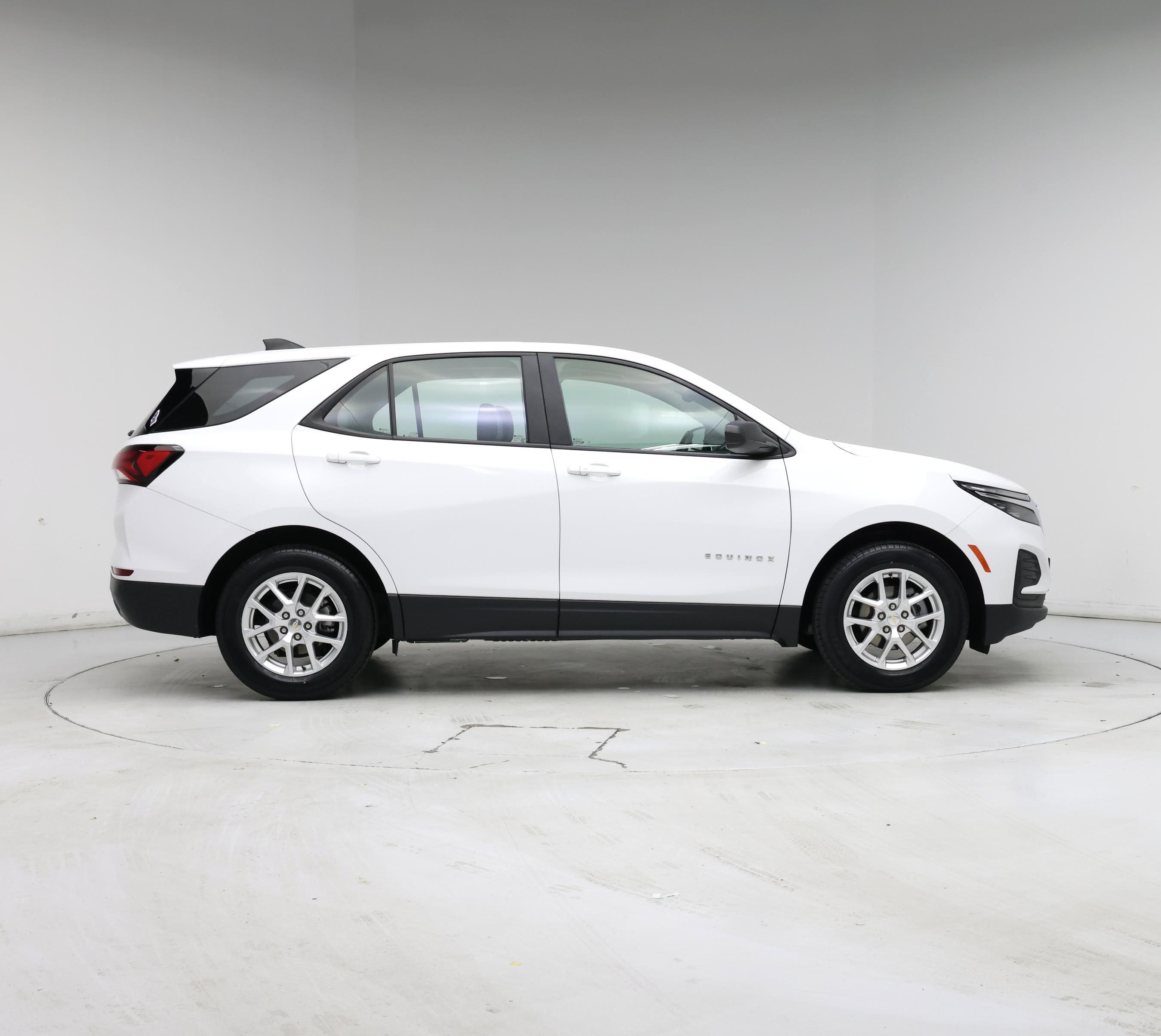 Thumbnail: 2022 Chevrolet Equinox - 7