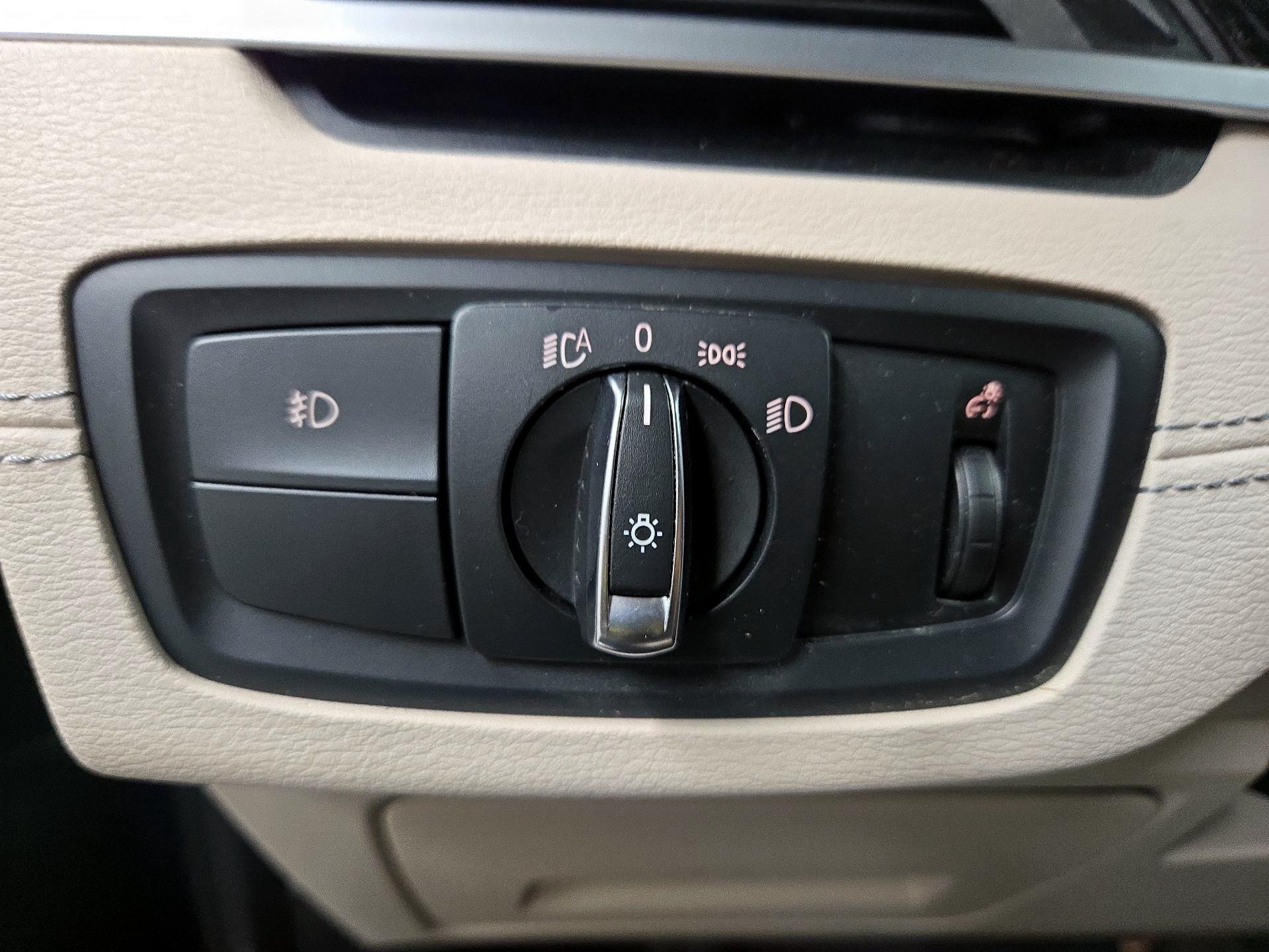 Thumbnail: 2020 BMW X1 - 13