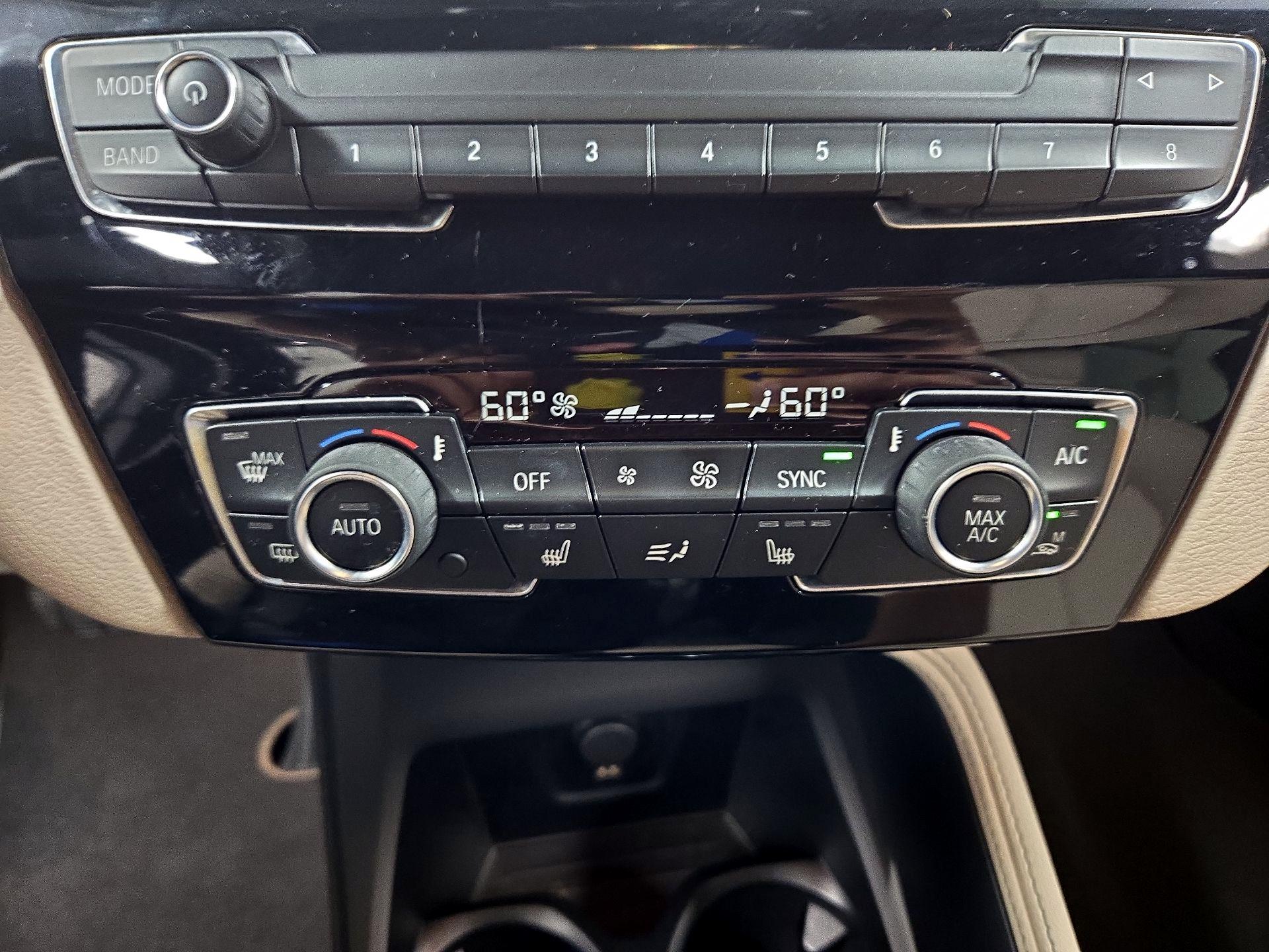 Thumbnail: 2020 BMW X1 - 17