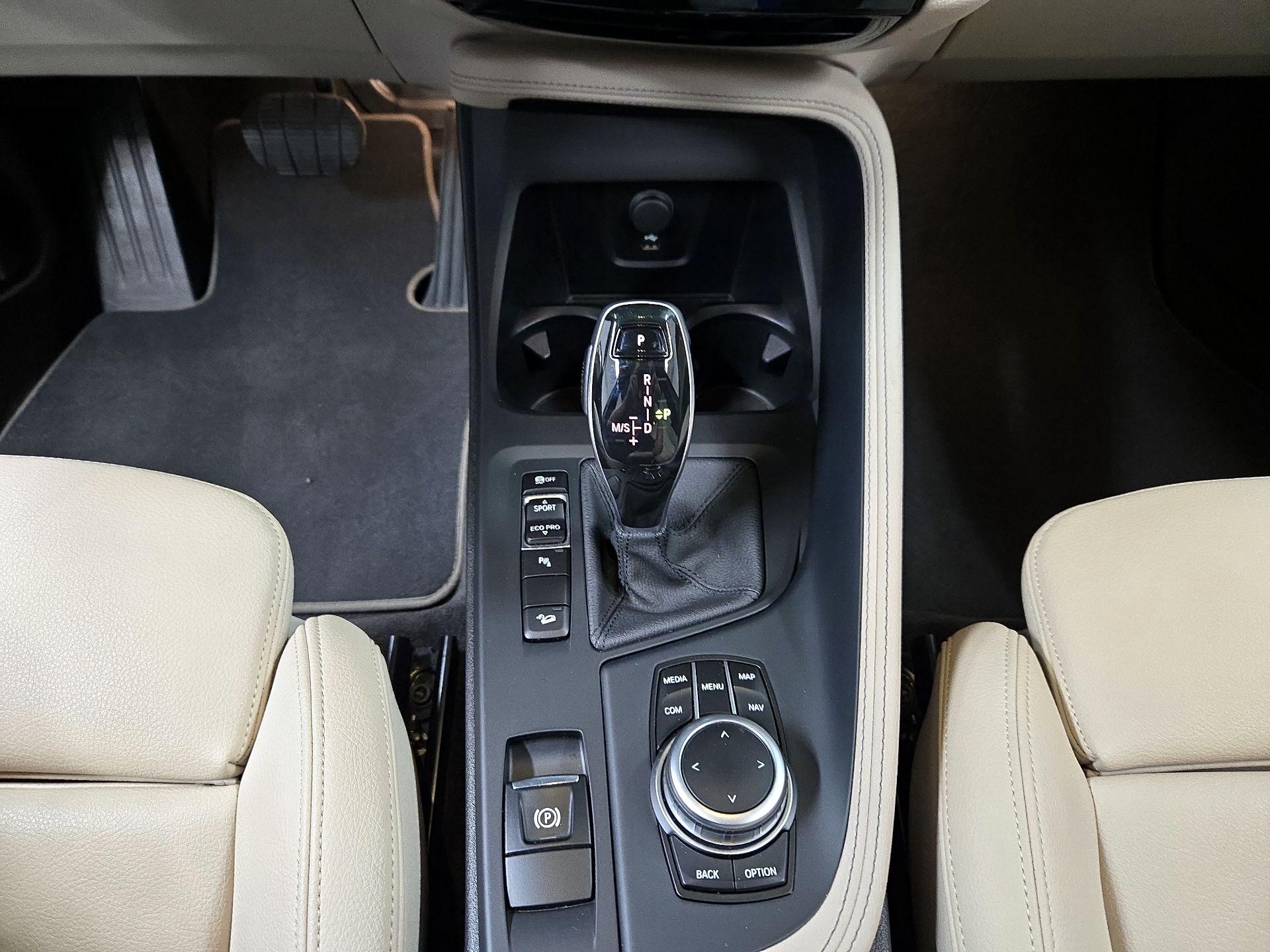 Thumbnail: 2020 BMW X1 - 18