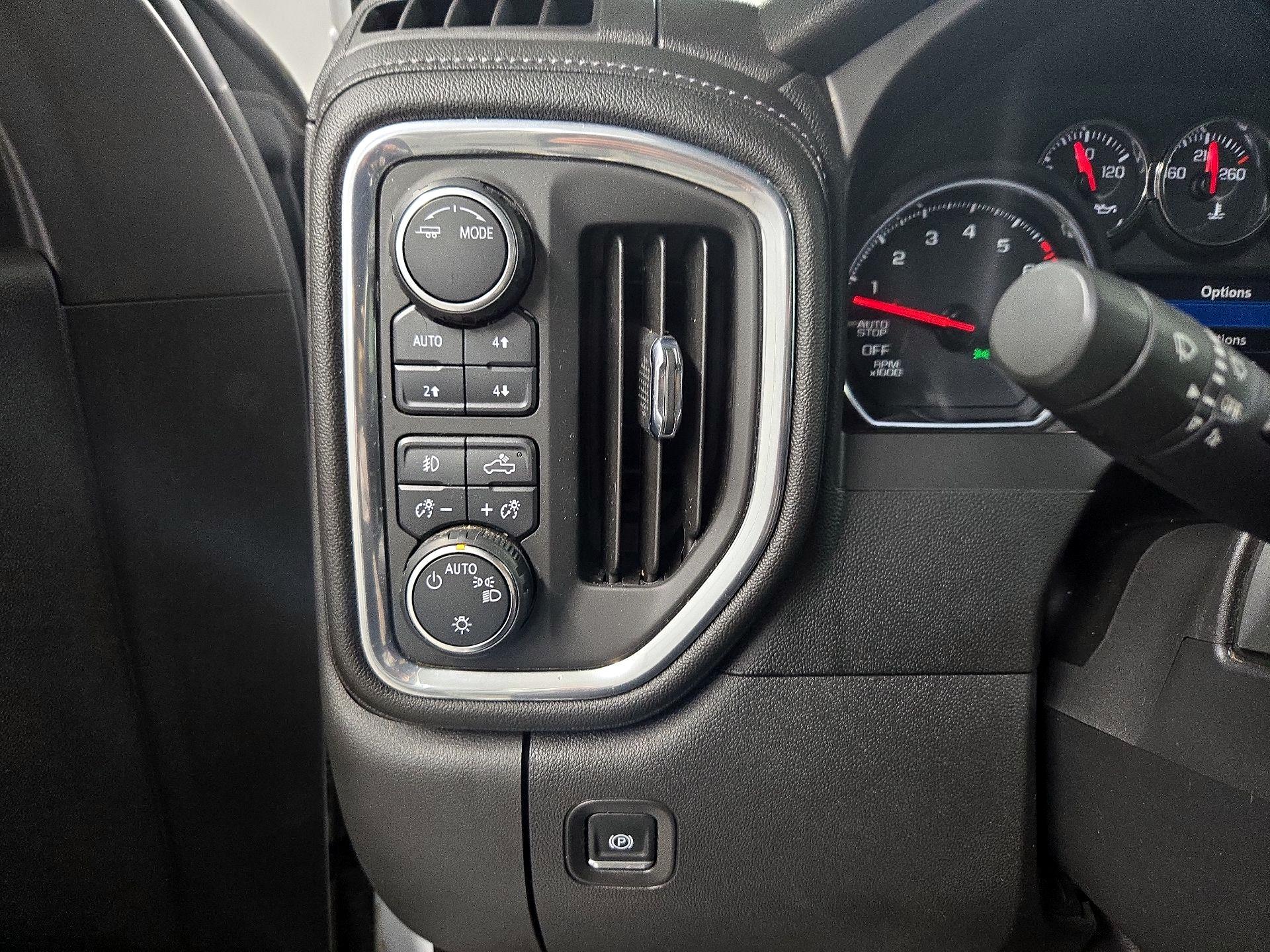 Thumbnail: 2021 Chevrolet Silverado 1500 - 13