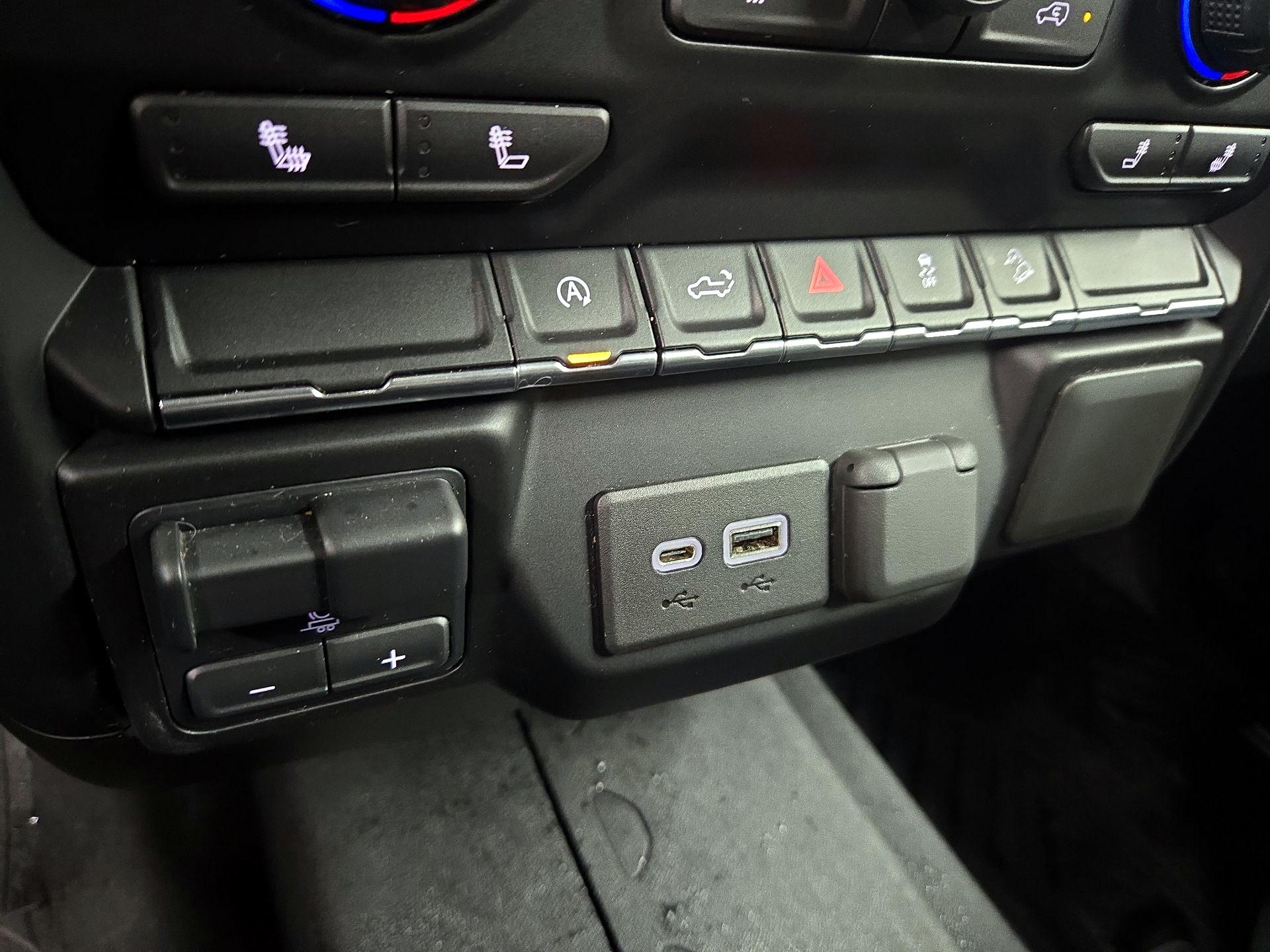 Thumbnail: 2021 Chevrolet Silverado 1500 - 18