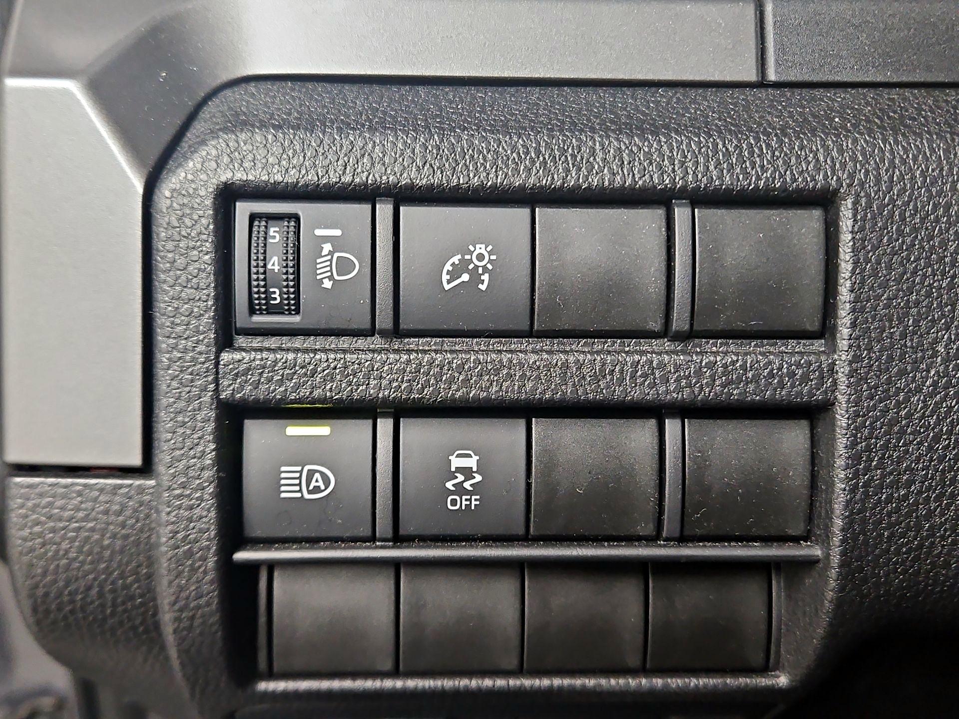 Thumbnail: 2024 Toyota Tacoma - 13