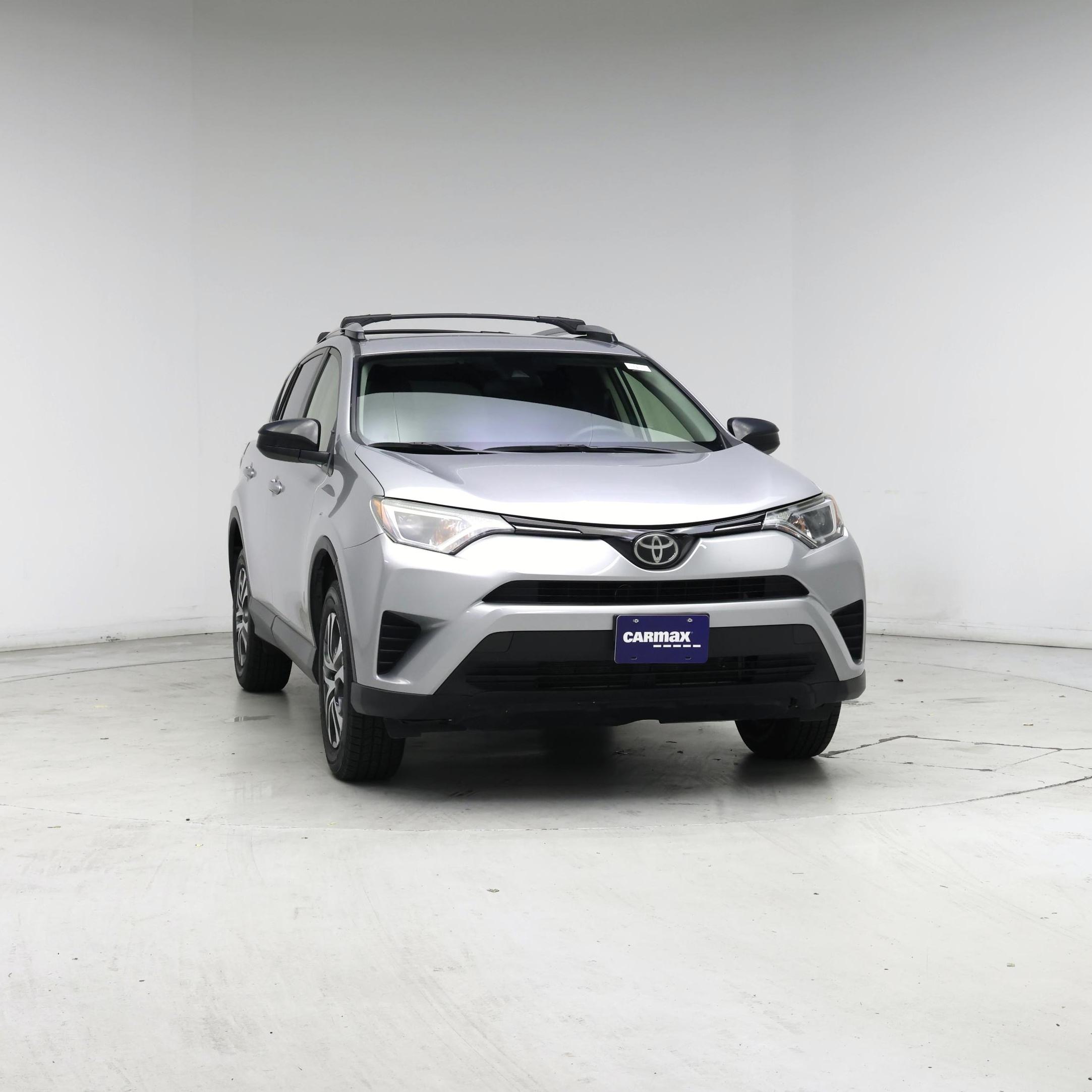 Thumbnail: 2018 Toyota RAV4 - 5