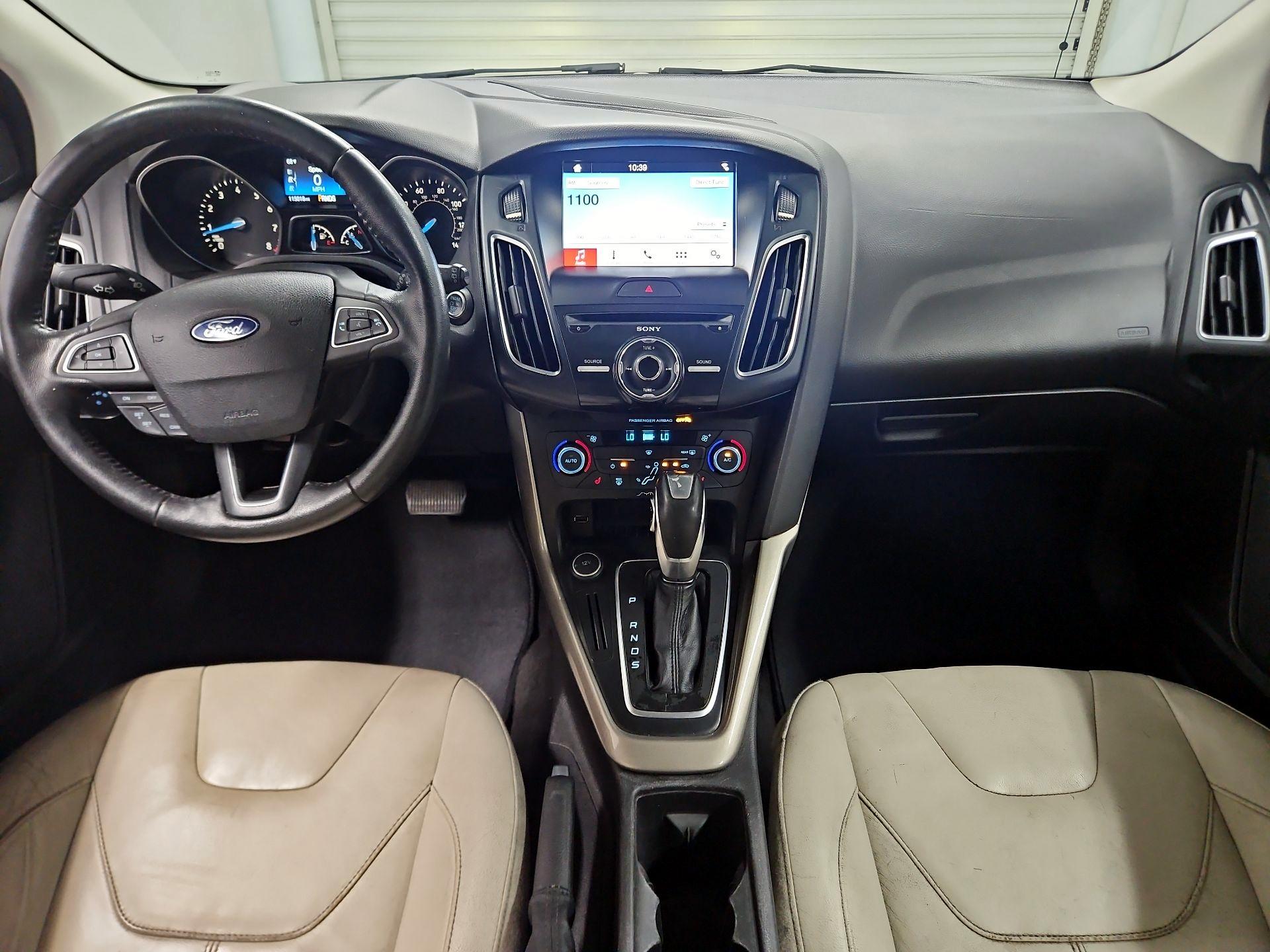 Thumbnail: 2016 Ford Focus - 9