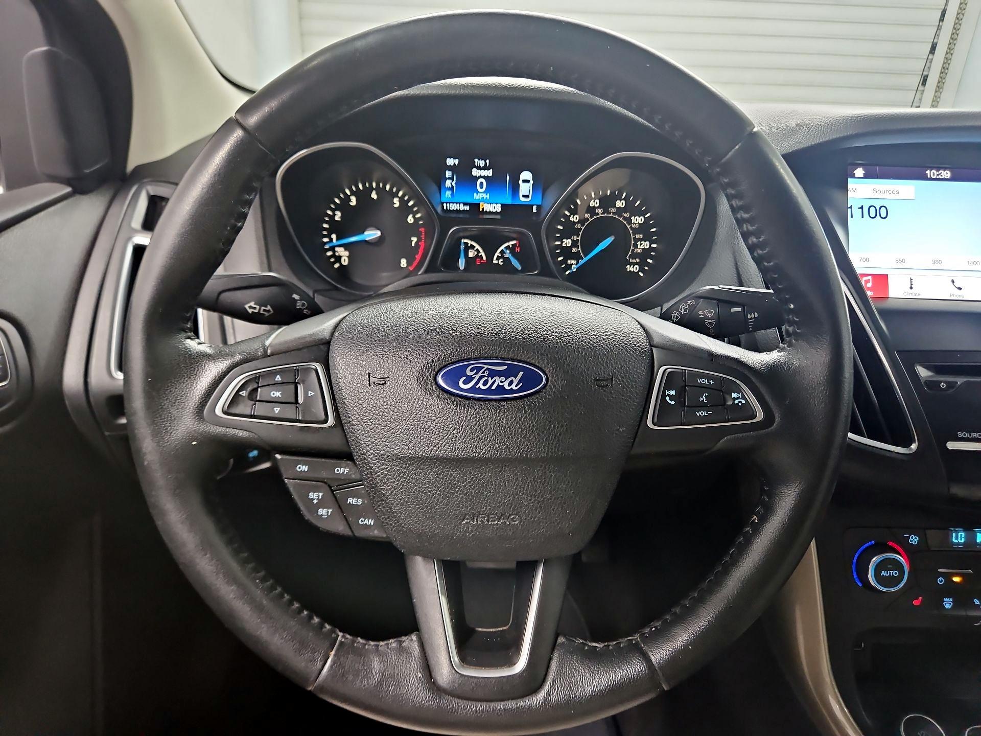 Thumbnail: 2016 Ford Focus - 10