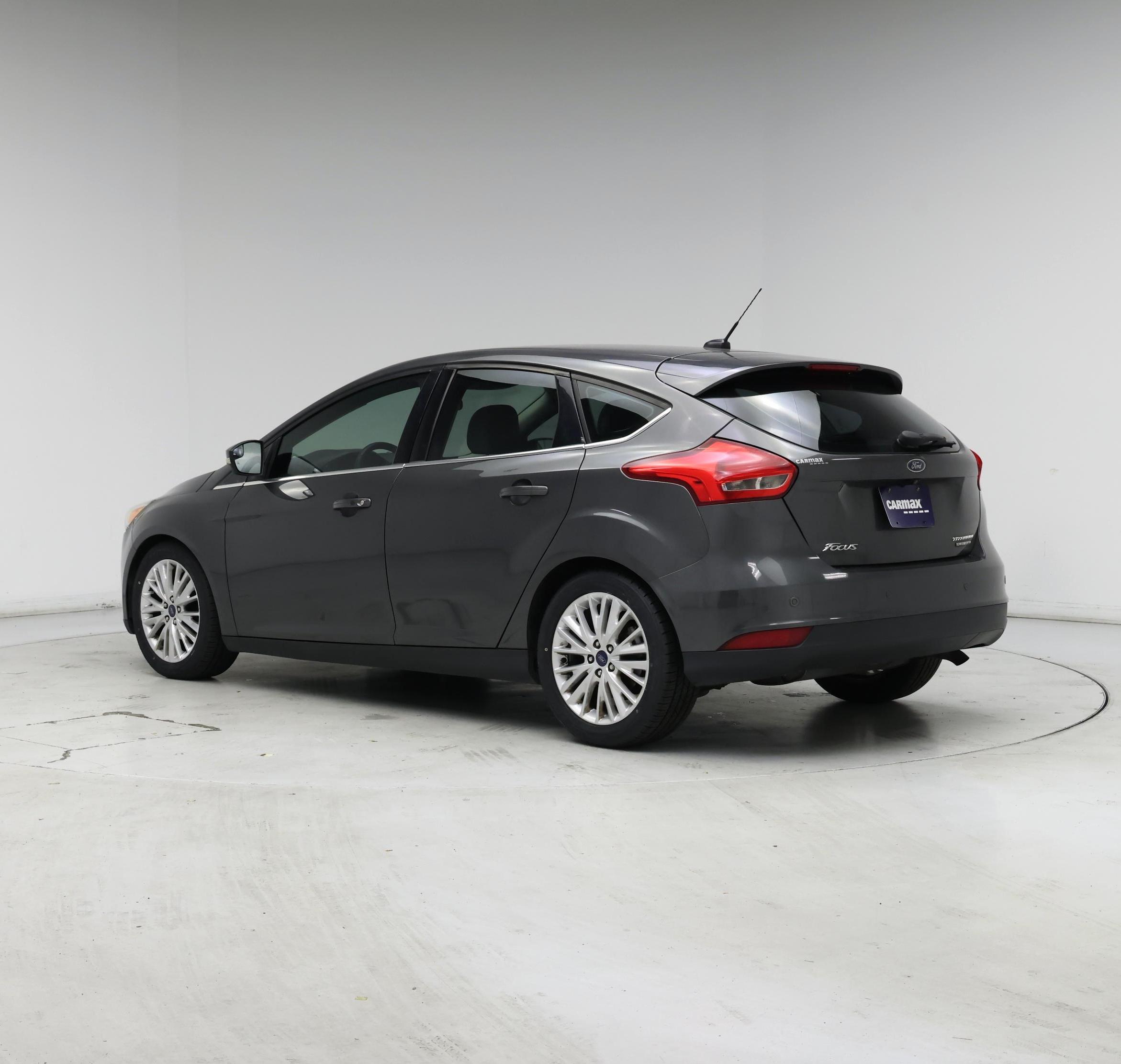 Thumbnail: 2016 Ford Focus - 2