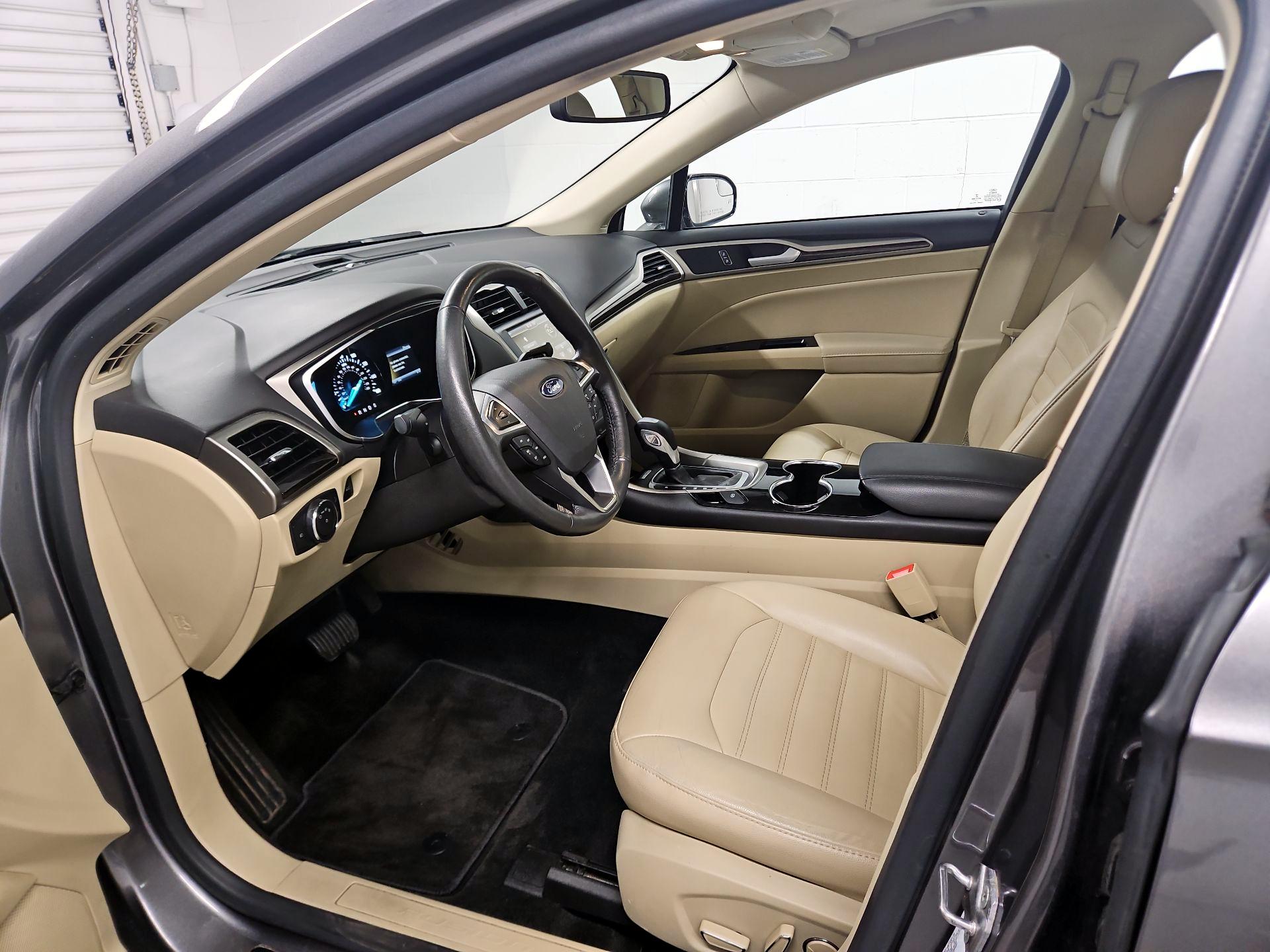 Thumbnail: 2014 Ford Fusion - 11