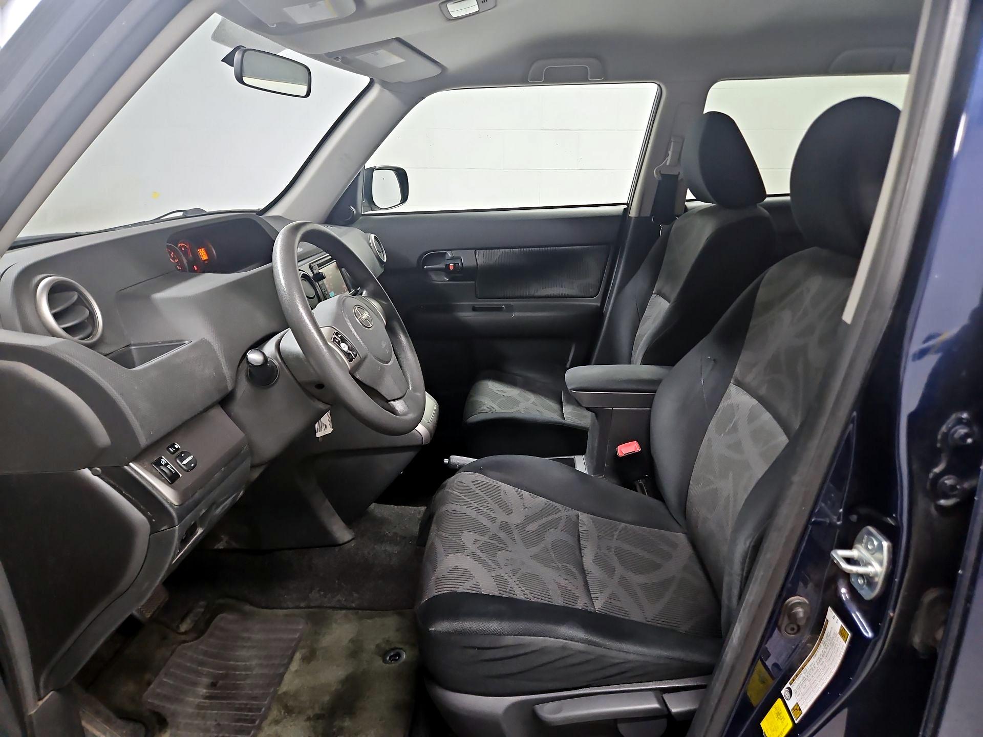 Thumbnail: 2014 Scion xB - 11