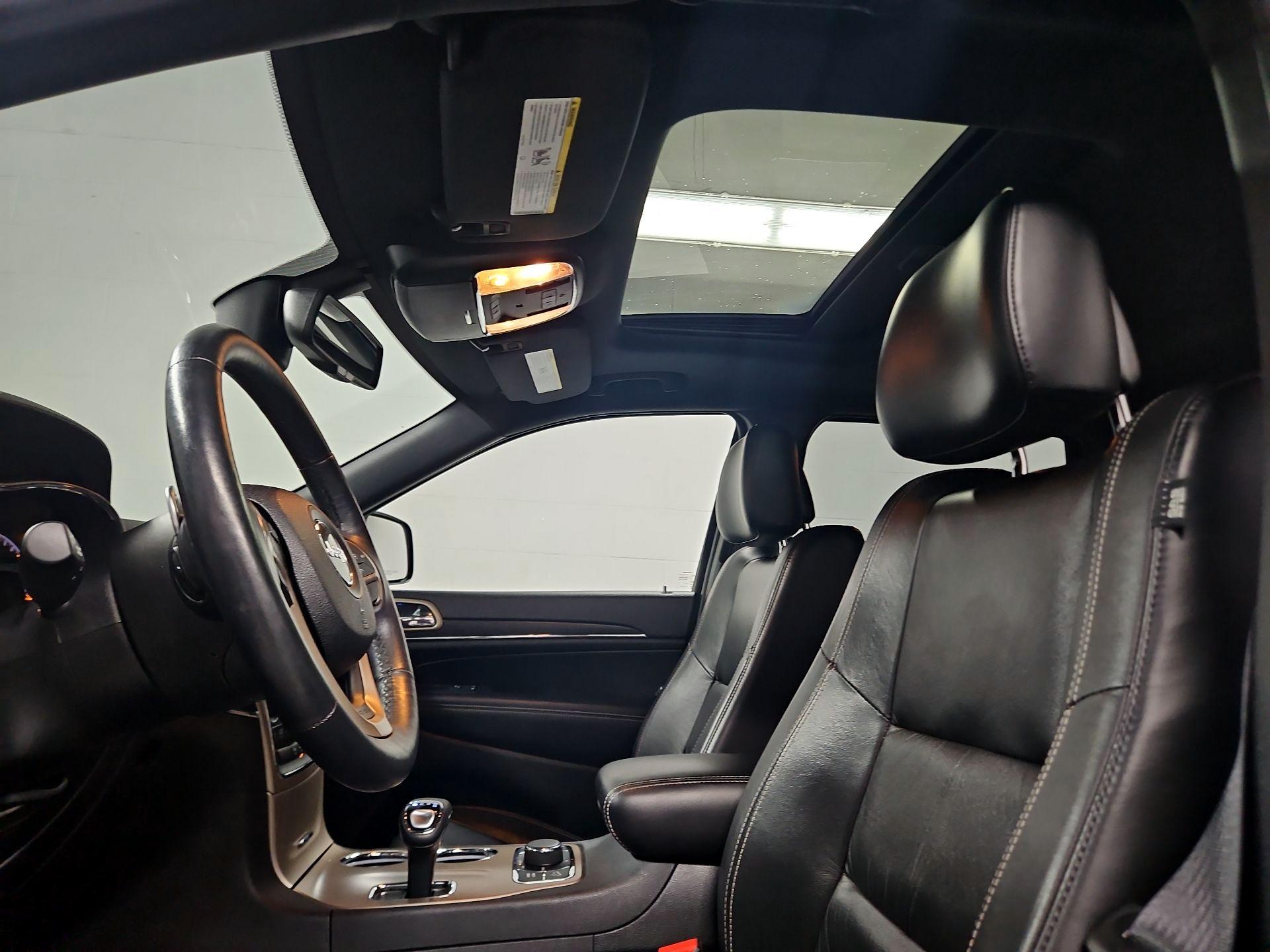 Thumbnail: 2014 Jeep Grand Cherokee - 19