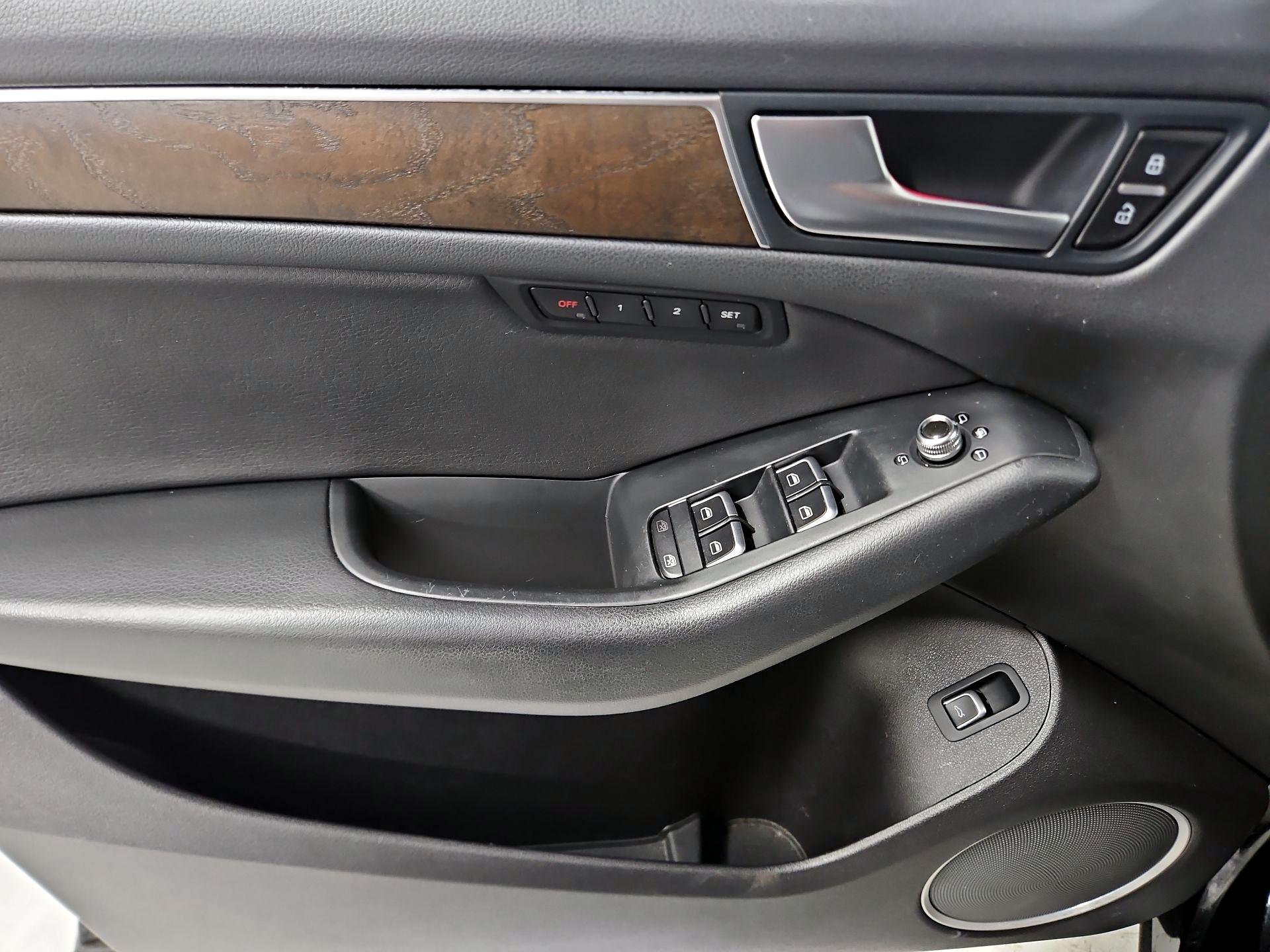 Thumbnail: 2016 Audi Q5 - 12