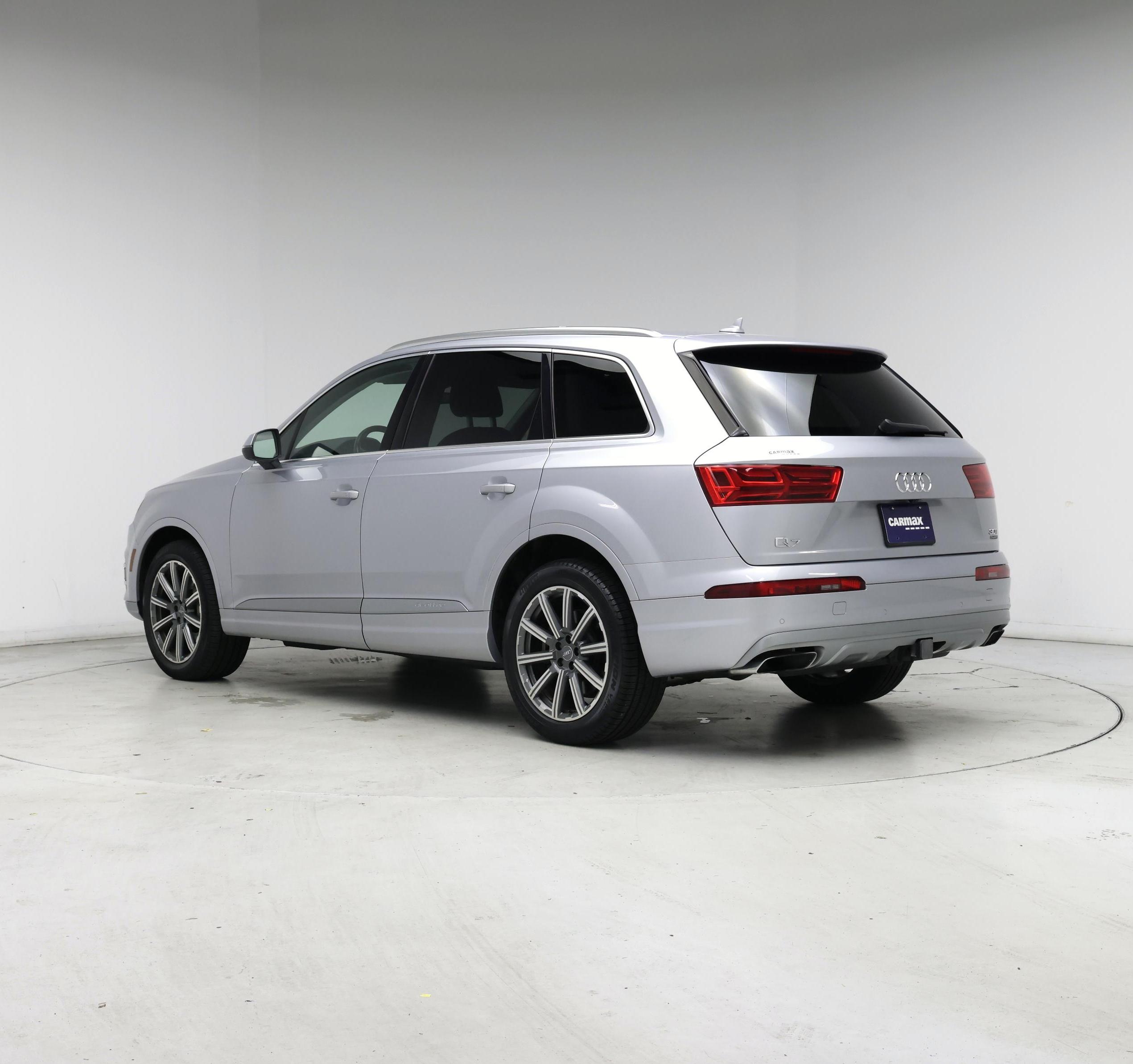 Thumbnail: 2018 Audi Q7 - 2