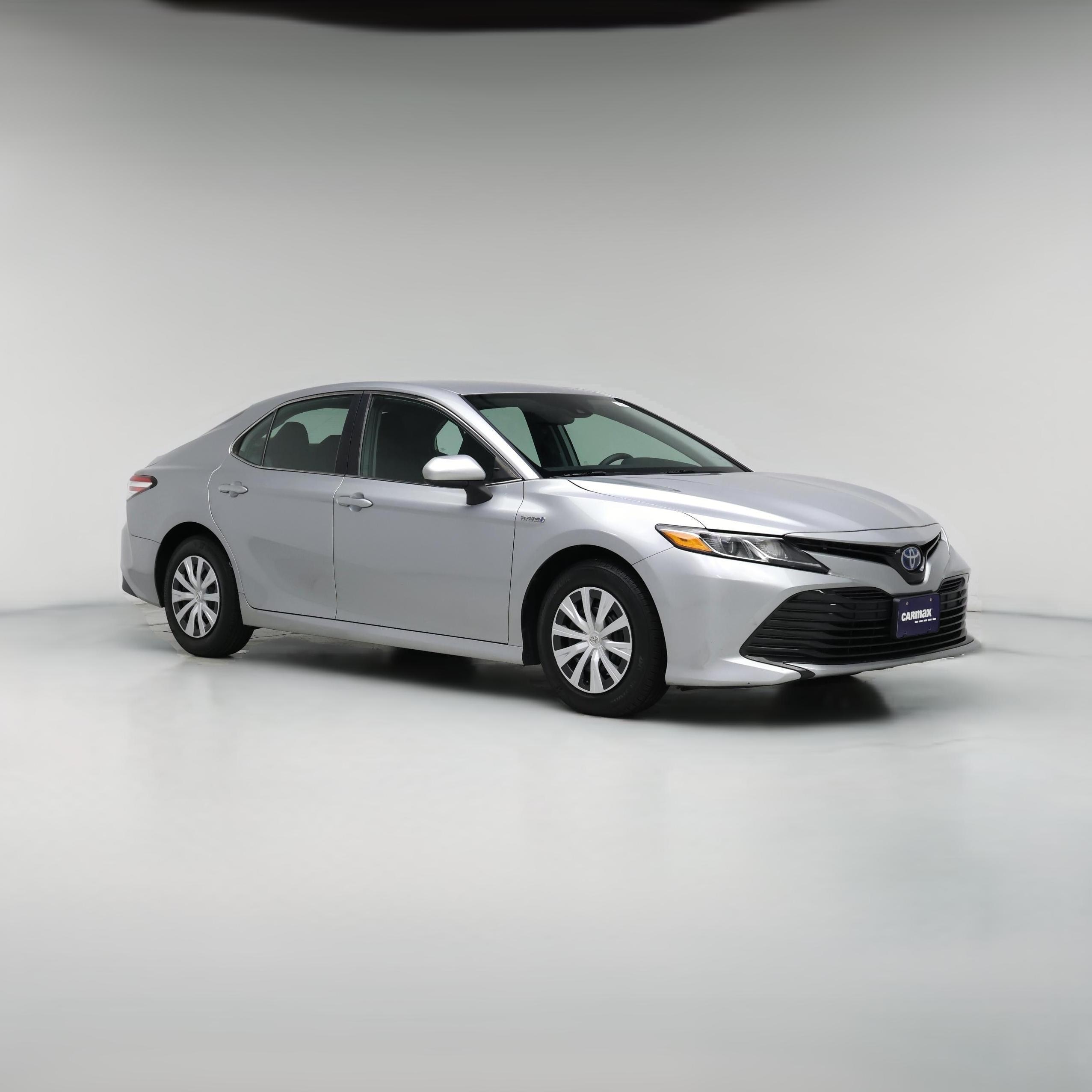 Thumbnail: 2019 Toyota Camry - 1