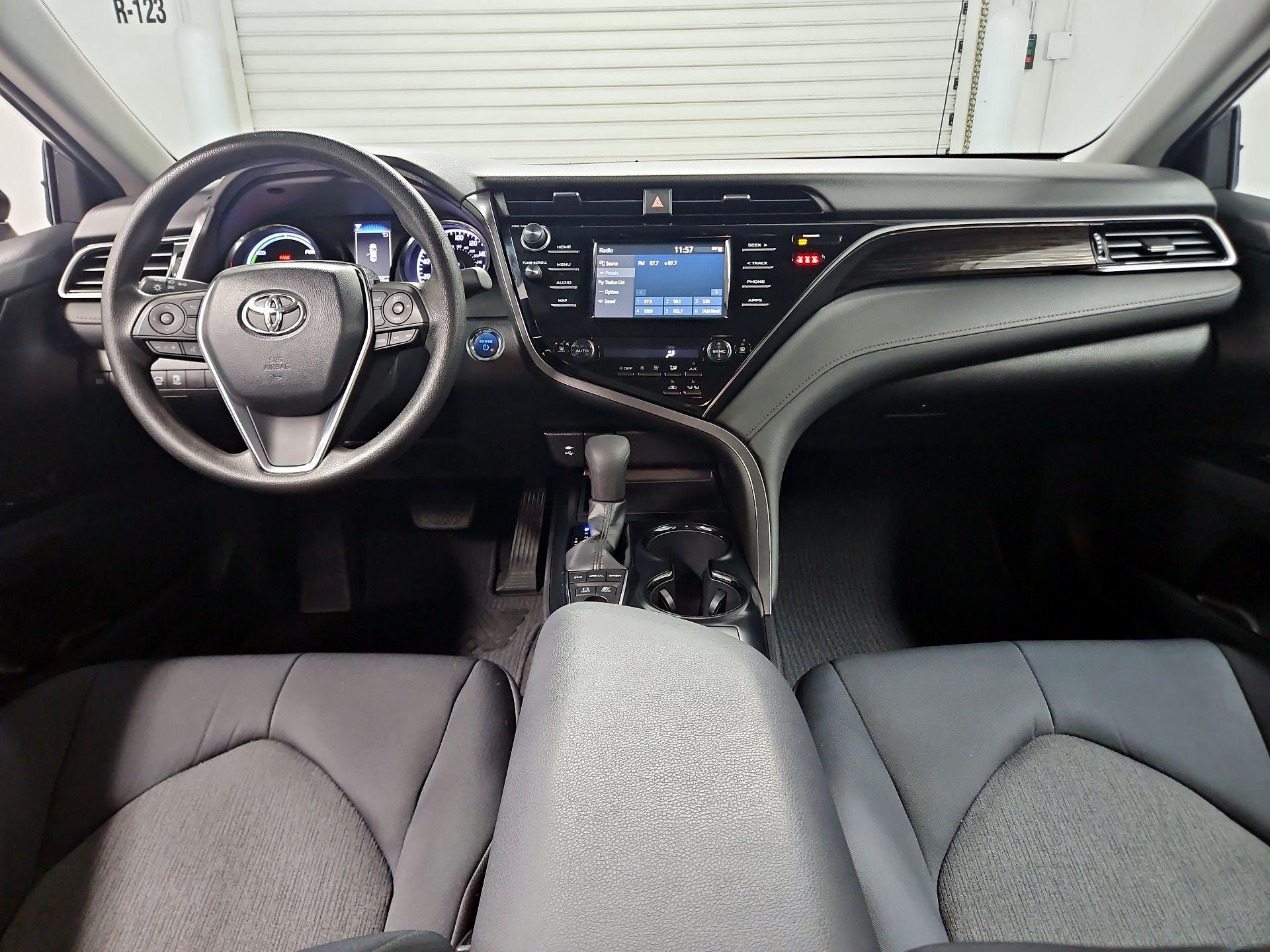 Thumbnail: 2019 Toyota Camry - 9