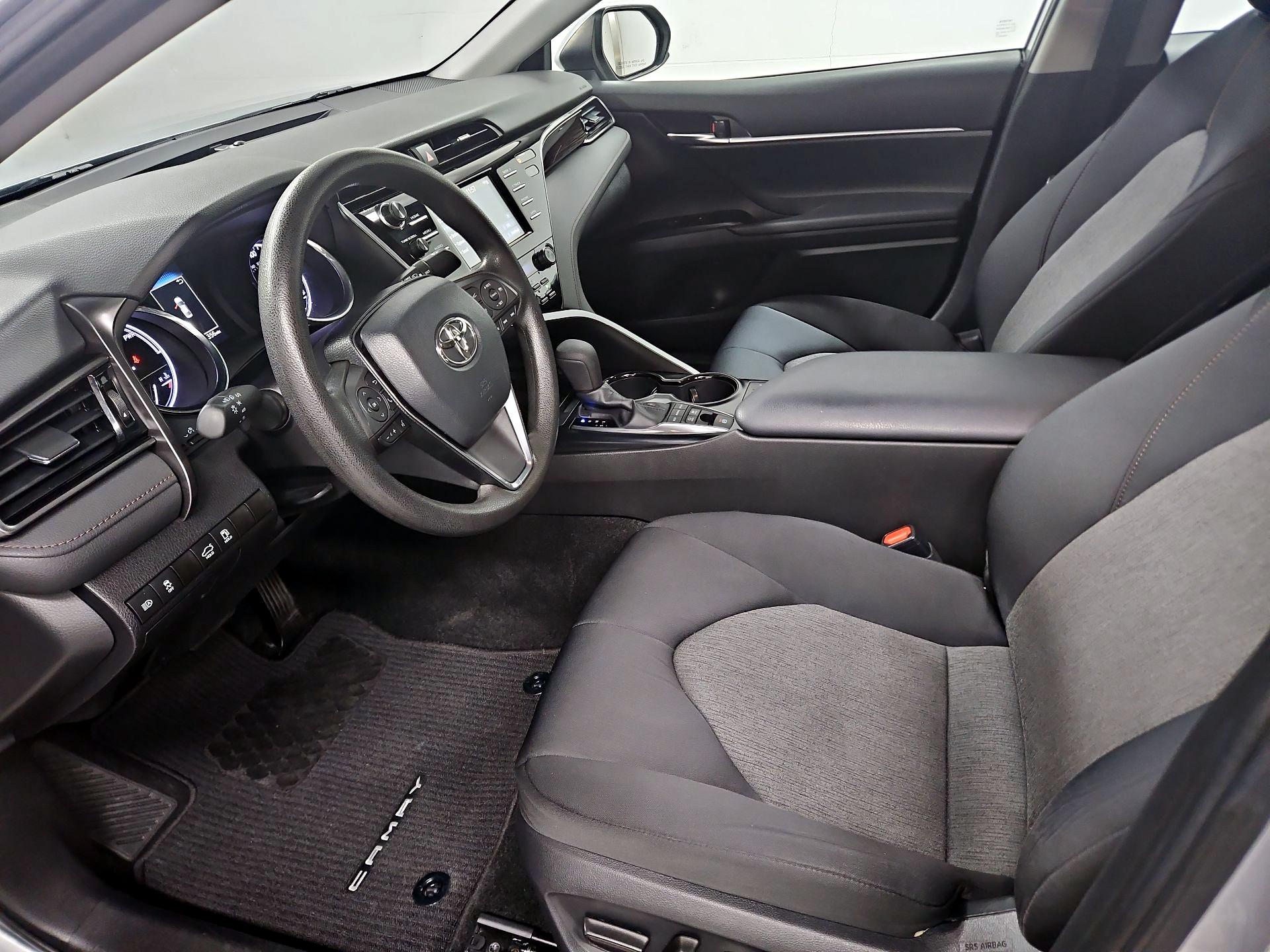 Thumbnail: 2019 Toyota Camry - 11